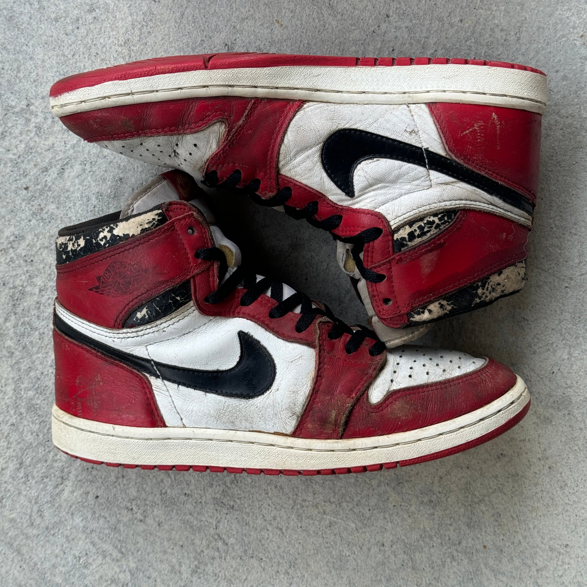 10.5 US - JORDAN 1 CHICAGO 1985