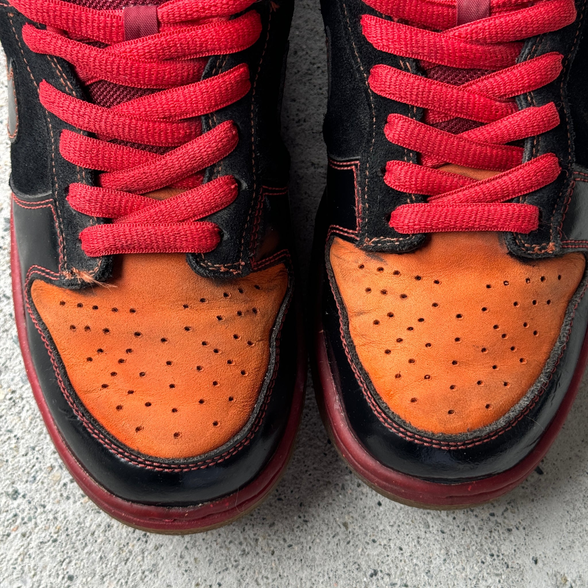 10 US - NIKE SB DUNK LOW HAWAII 2006