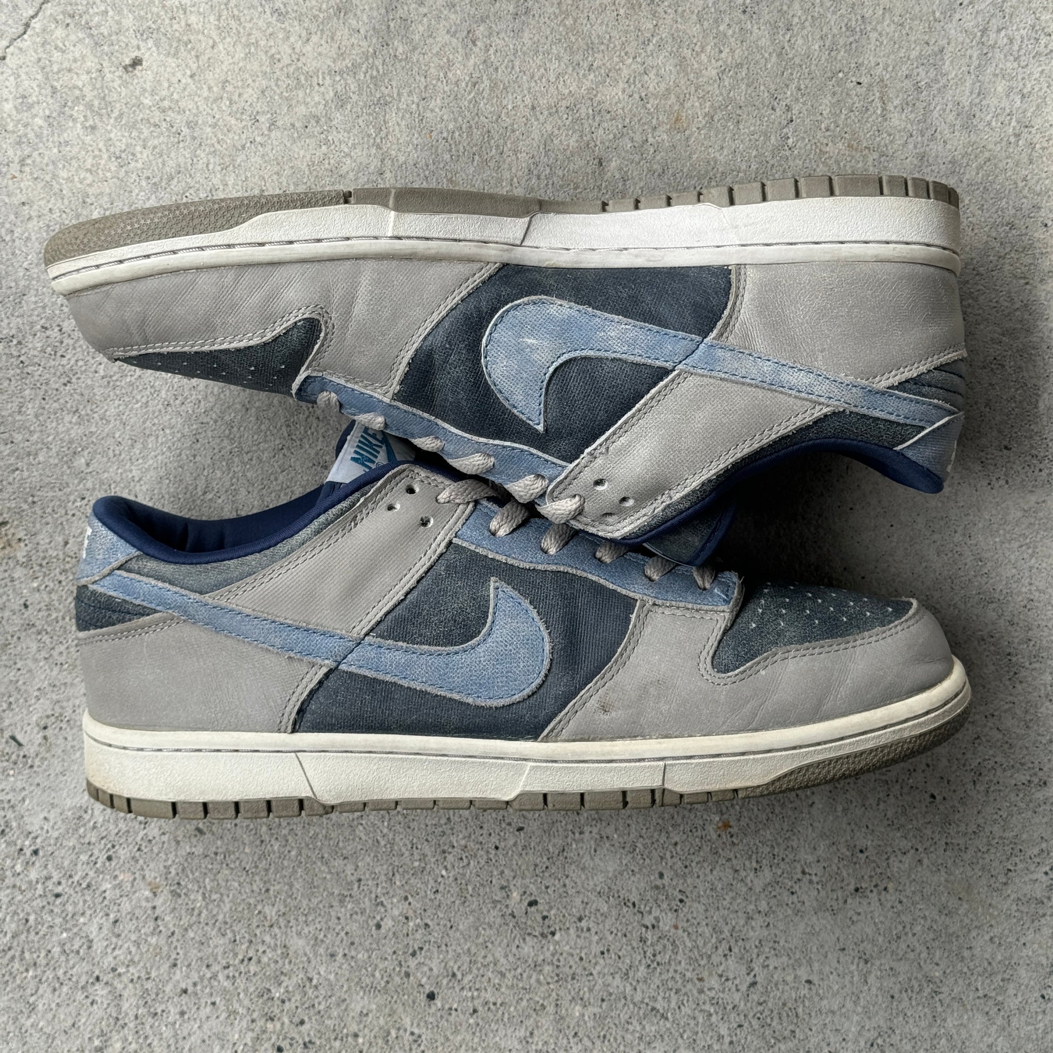 12 US - NIKE DUNK LOW DIRTY DENIM 2003