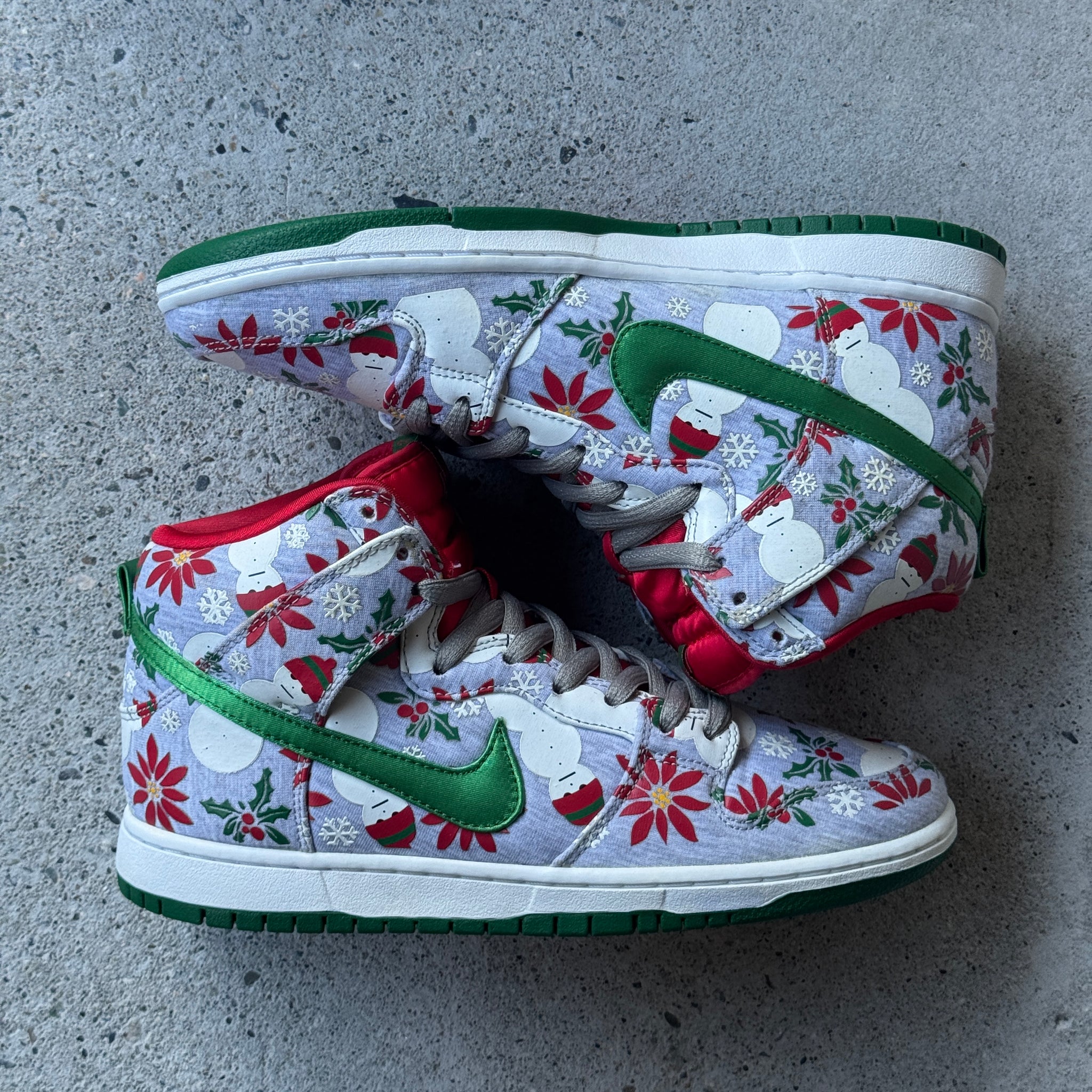 9.5 US - NIKE SB DUNK HIGH CONCEPTS UGLY CHRISTMAS SWEATER 2013
