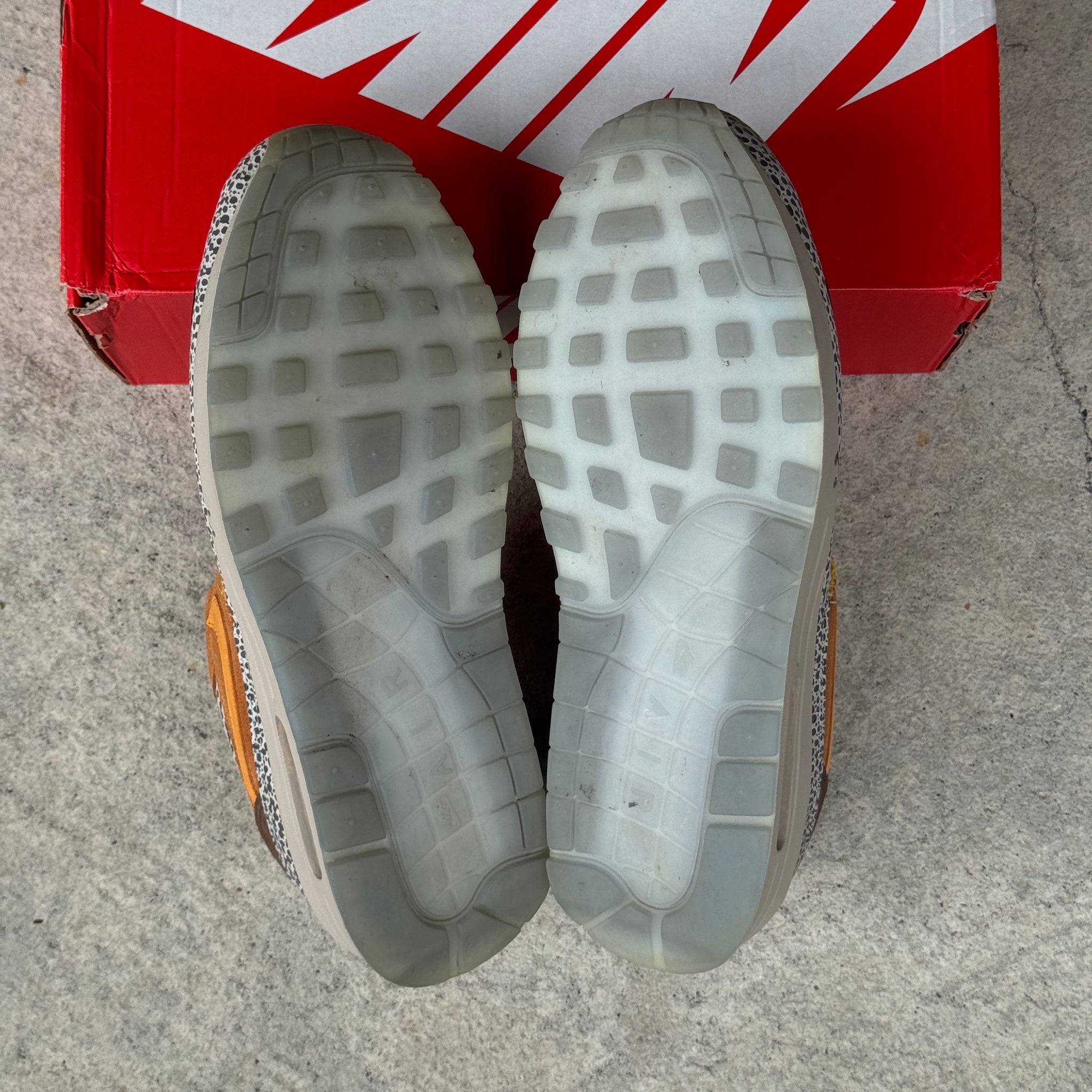 11.5 US - NIKE AIR MAX 1 SAFARI W BOX 2016
