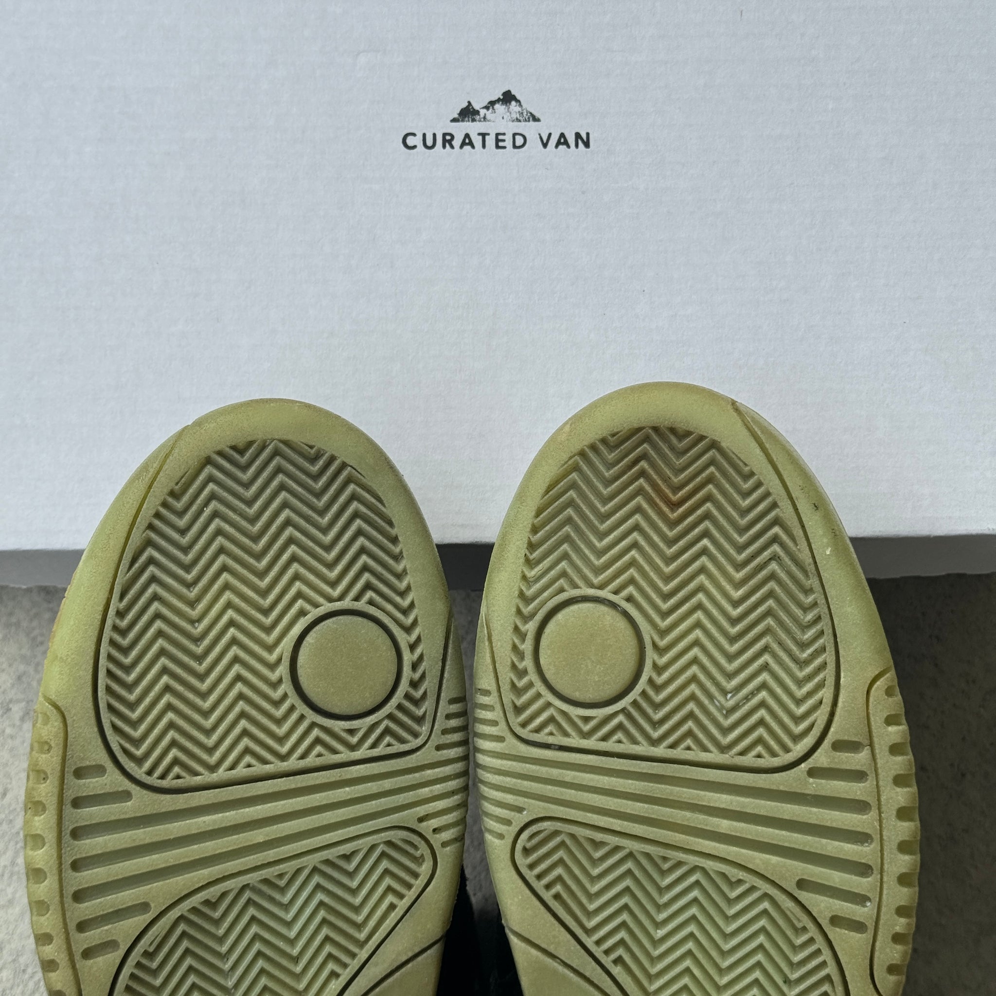 8 US - NIKE AIR YEEZY 2 SOLAR RED 2014