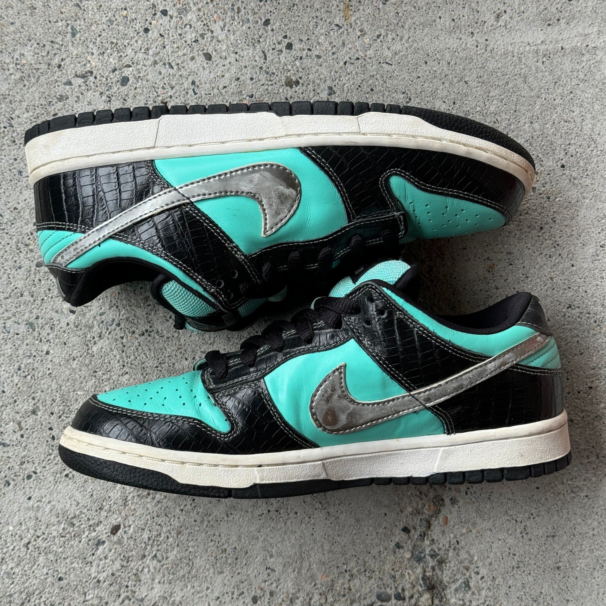 8 US - NIKE SB DUNK LOW TIFFANY W BOX 2005