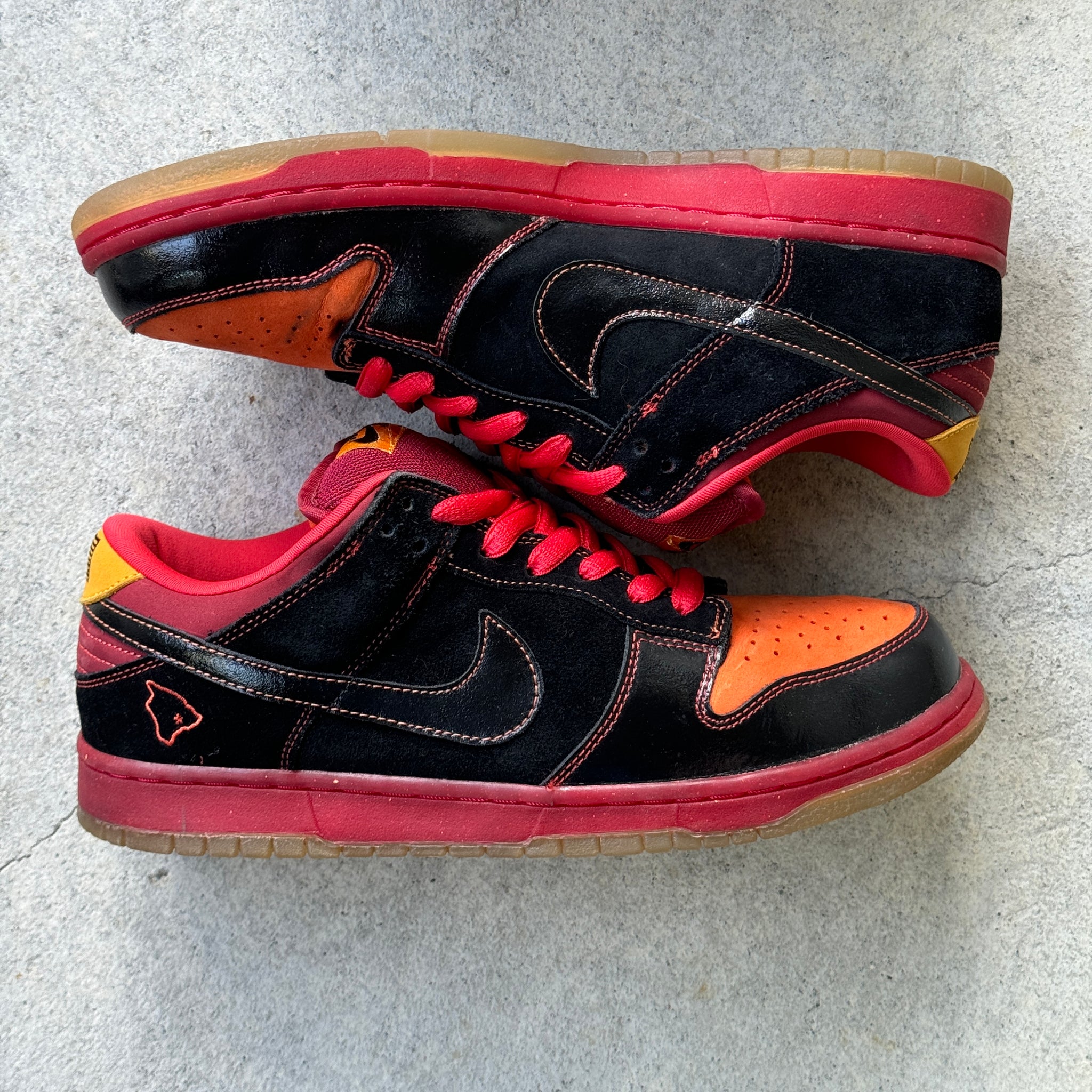 11 US - NIKE SB DUNK LOW HAWAII W BOX 2006