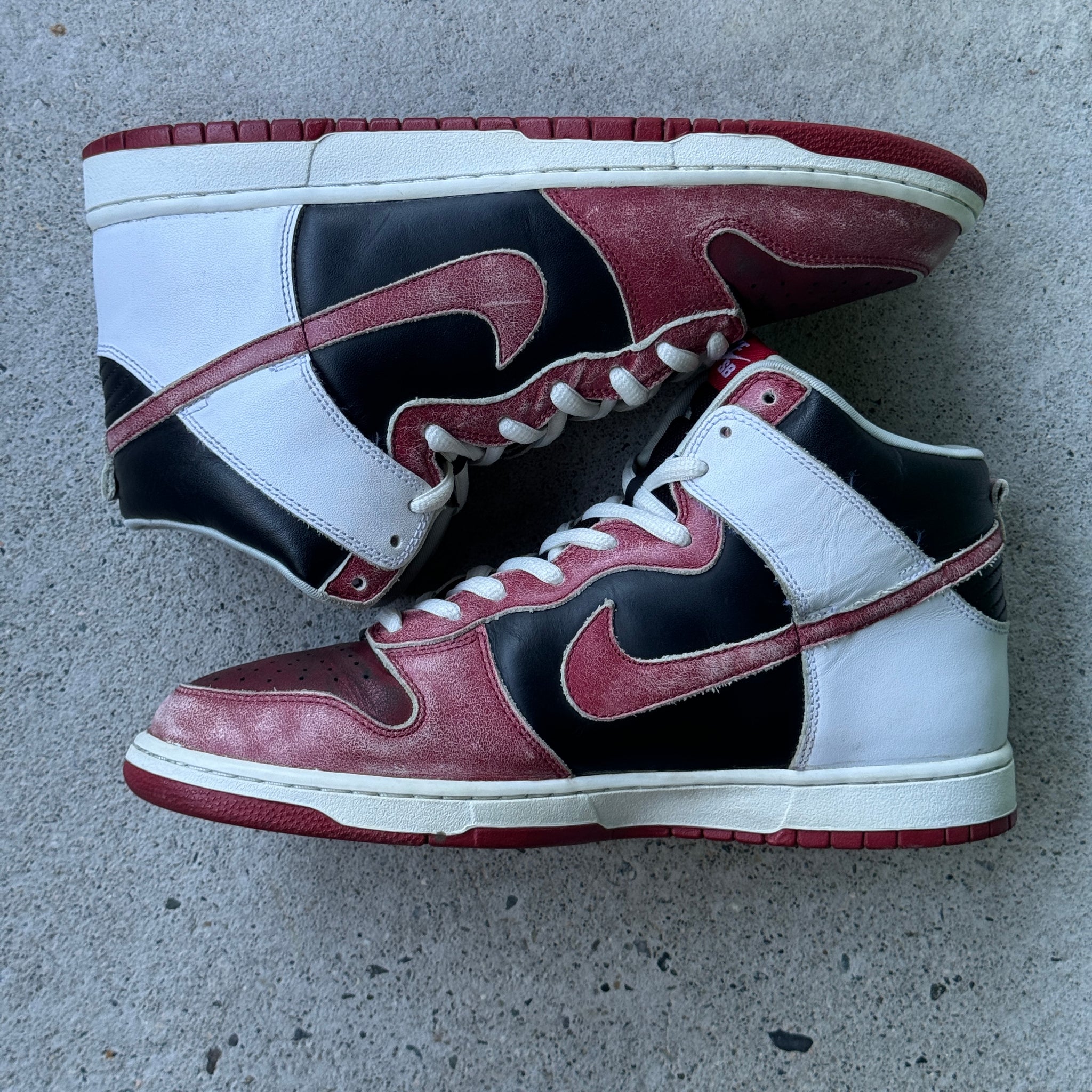 12 US - NIKE SB DUNK HIGH JASON VOORHEES 2007