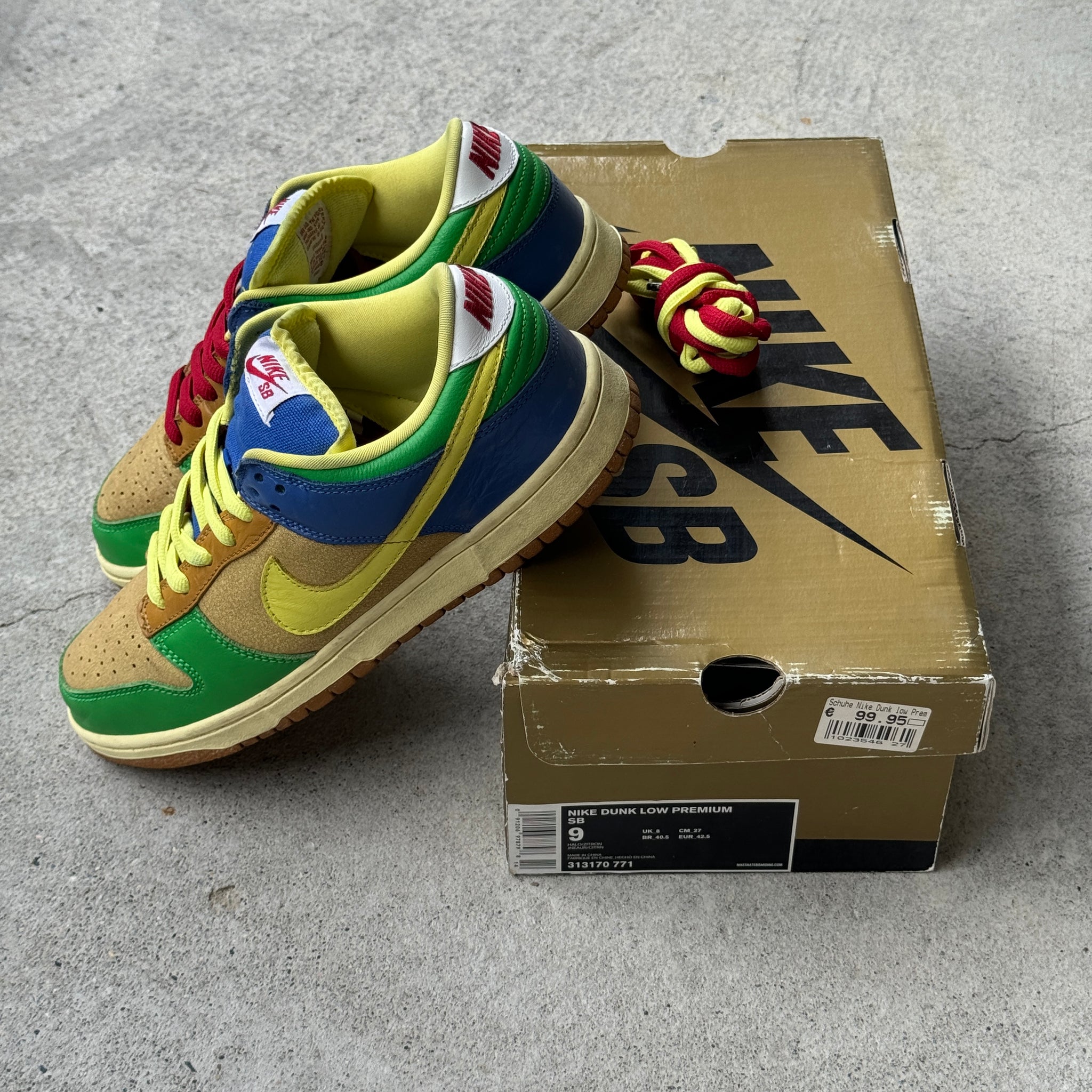 9 US - NIKE SB DUNK LOW BROOKLYN PROJECTS W BOX 2009