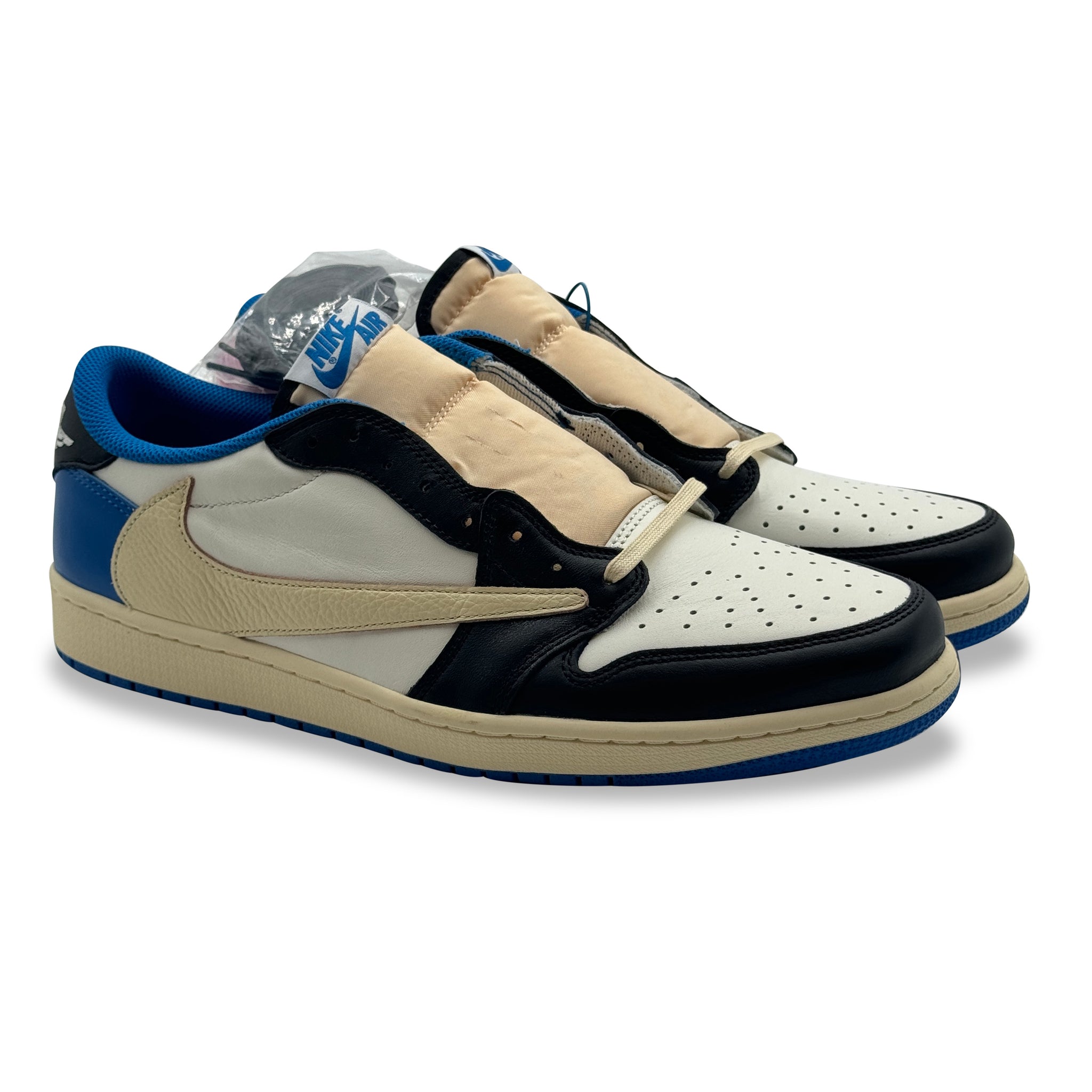 13 US - DS JORDAN 1 LOW TRAVIS SCOTT FRAGMENT W BOX 2021