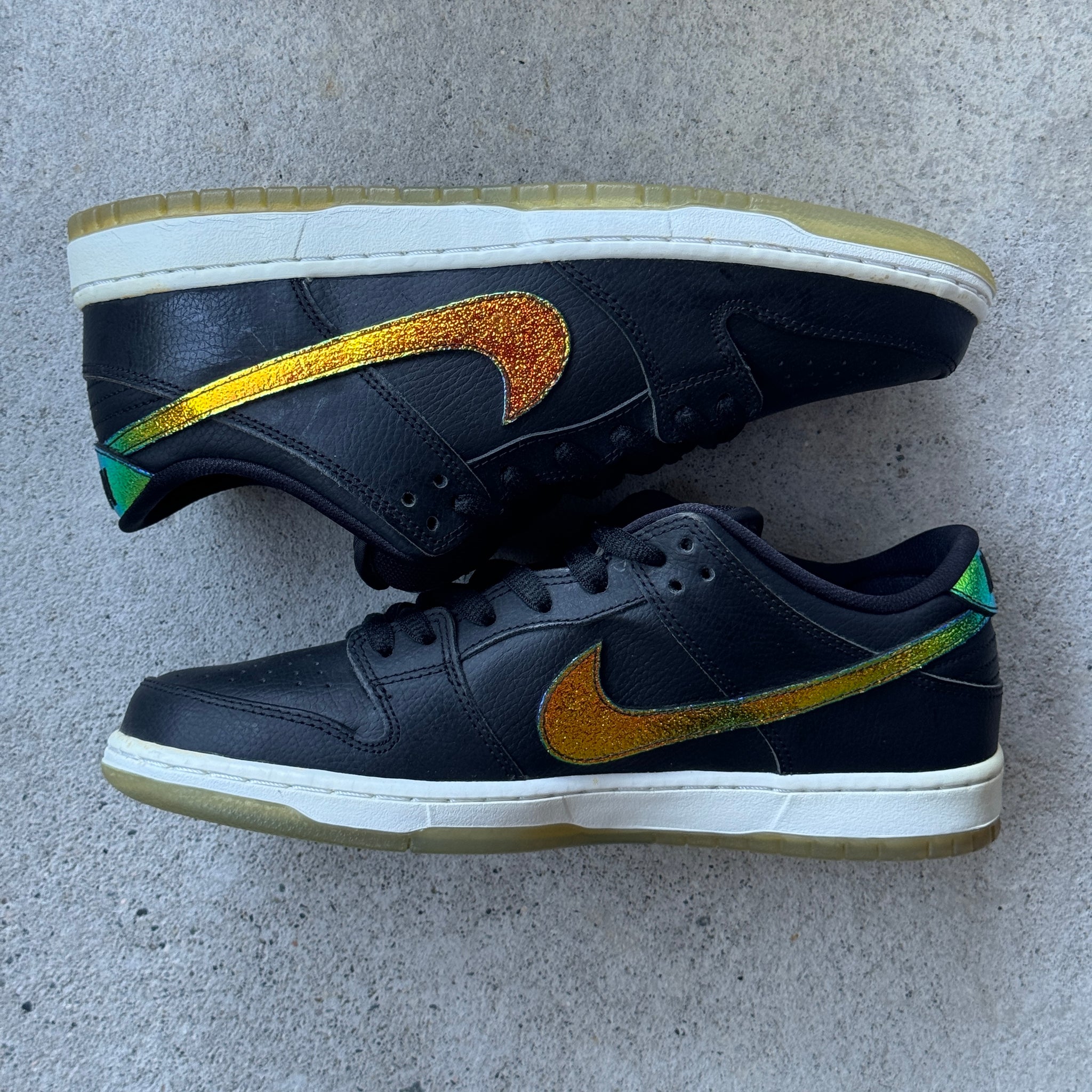 10.5 US - DS NIKE SB DUNK LOW OIL SPILL 2014