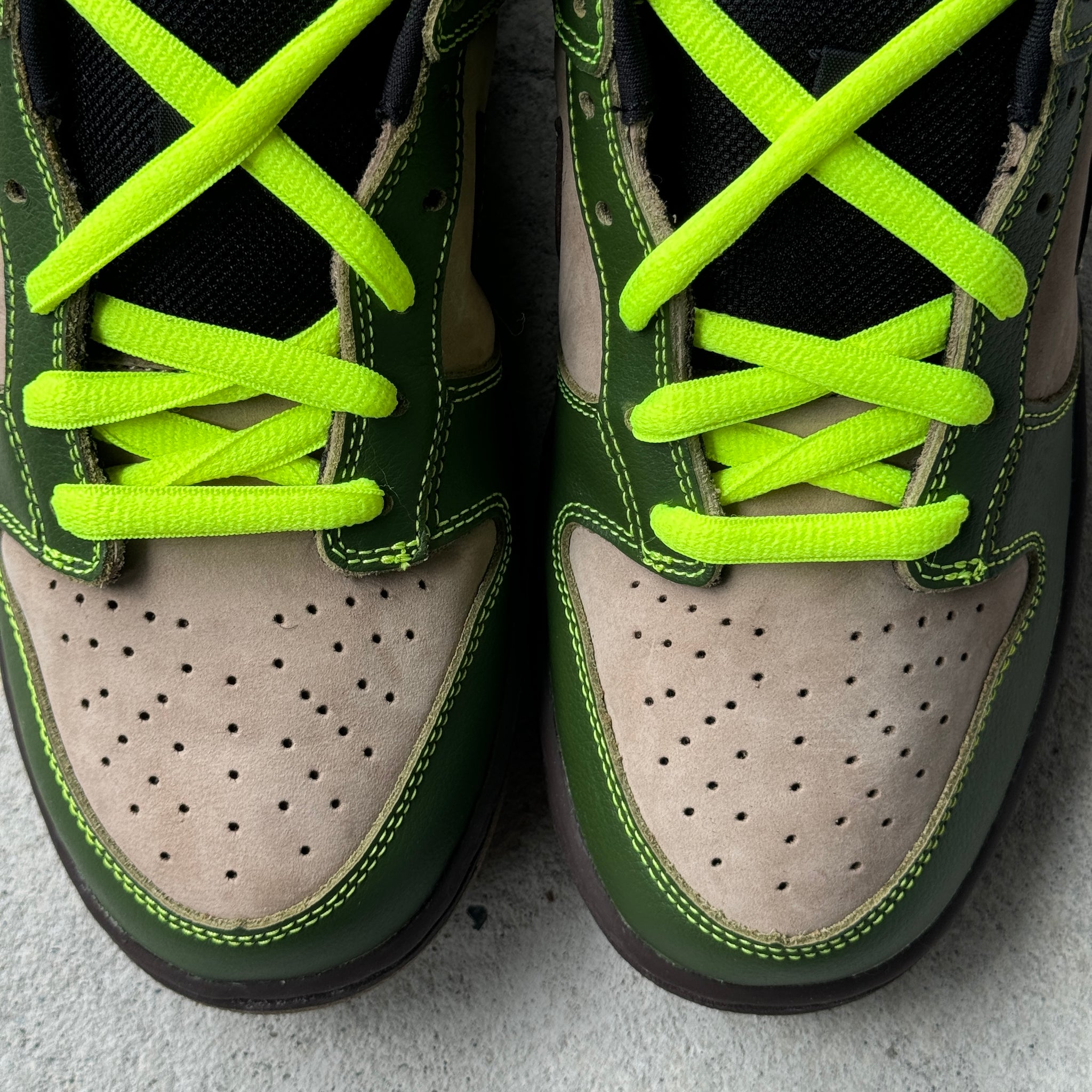 10 US - DS NIKE SB DUNK LOW JEDI W BOX 2004