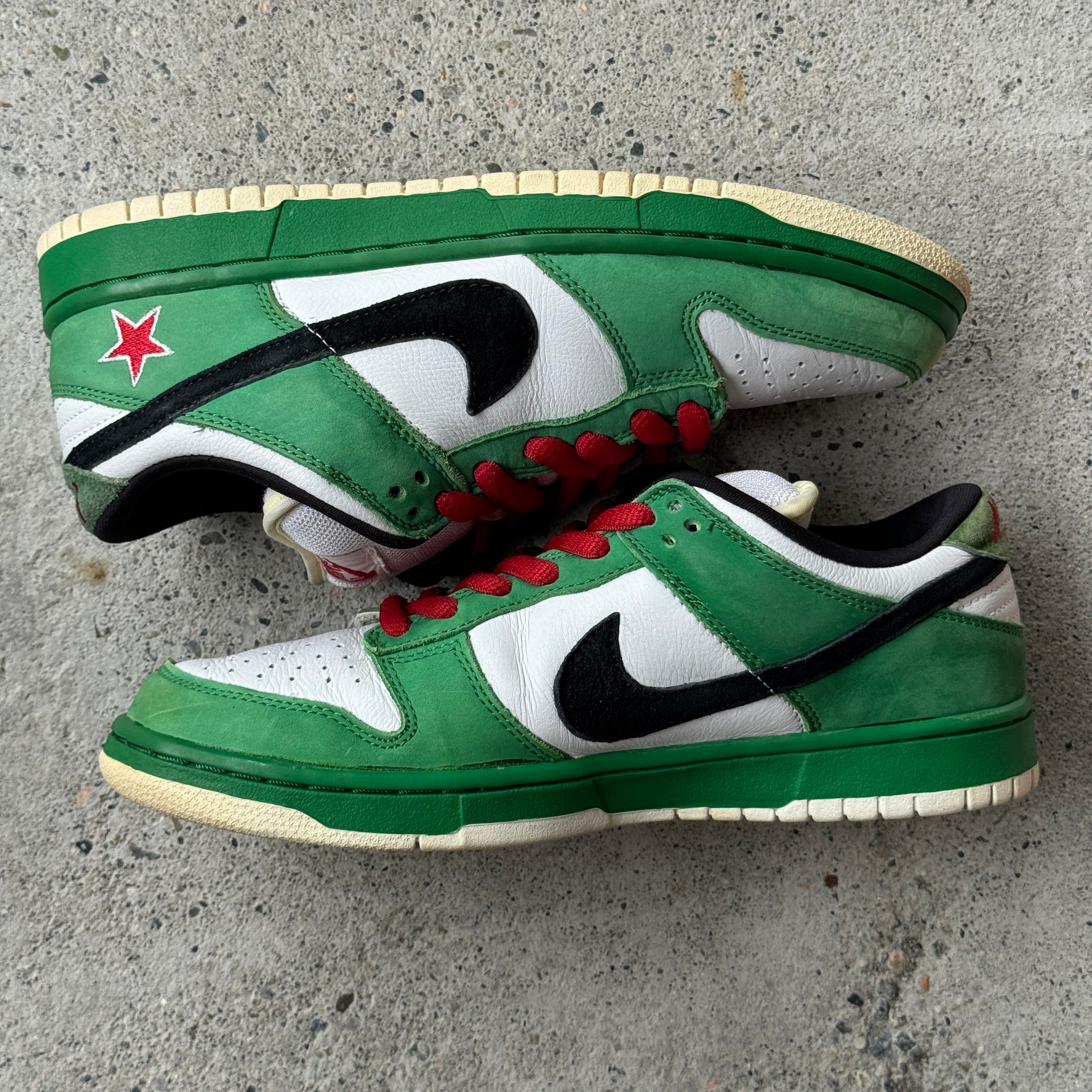 9 US - NIKE SB DUNK LOW HEINEKEN 2003