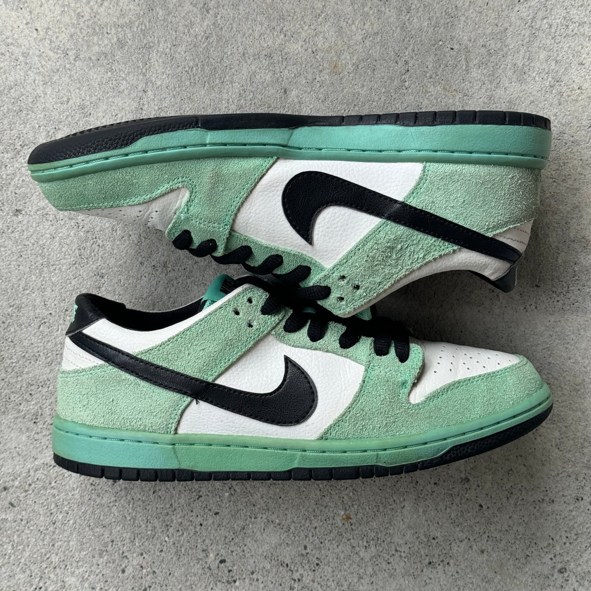 8 US - NIKE SB DUNK LOW SEA CRYSTAL 2016