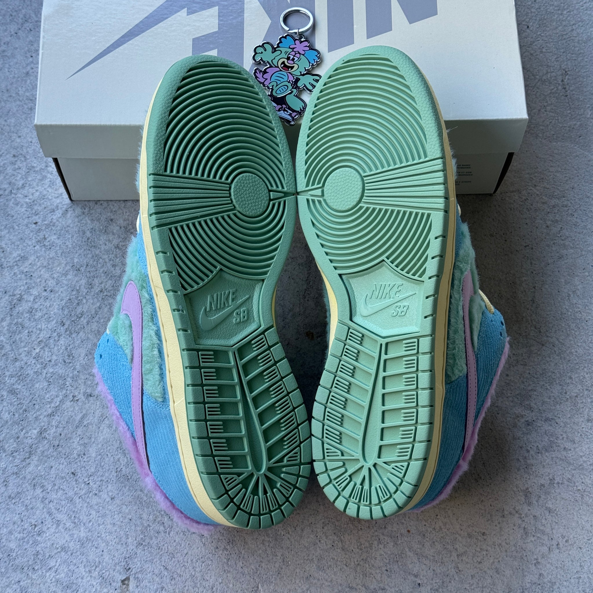 13 US - DS NIKE SB DUNK LOW VERDY VISTY W BOX 2024