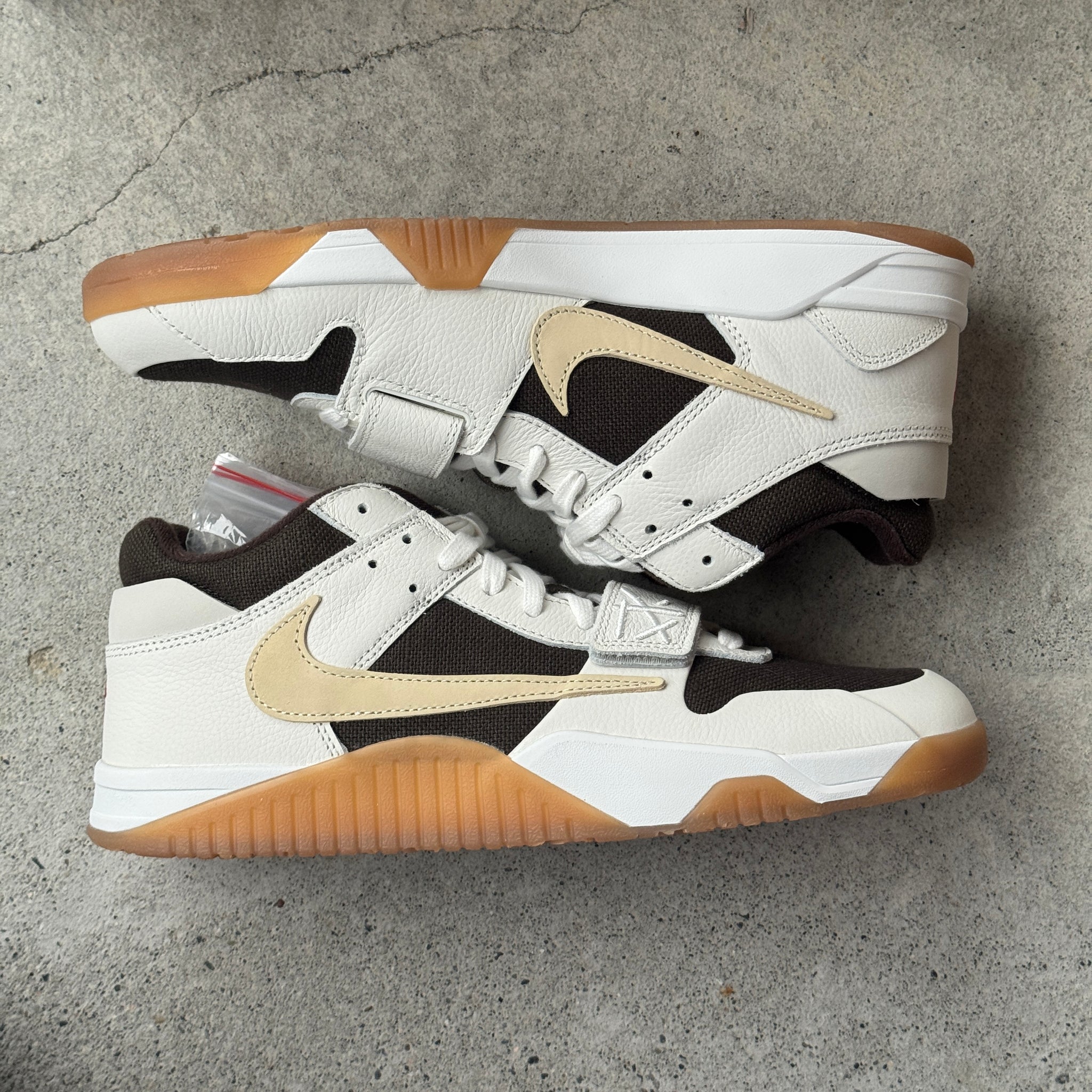 13 US - DS JORDAN JUMPMAN JACK TRAVIS SCOTT SAIL W BOX 2024