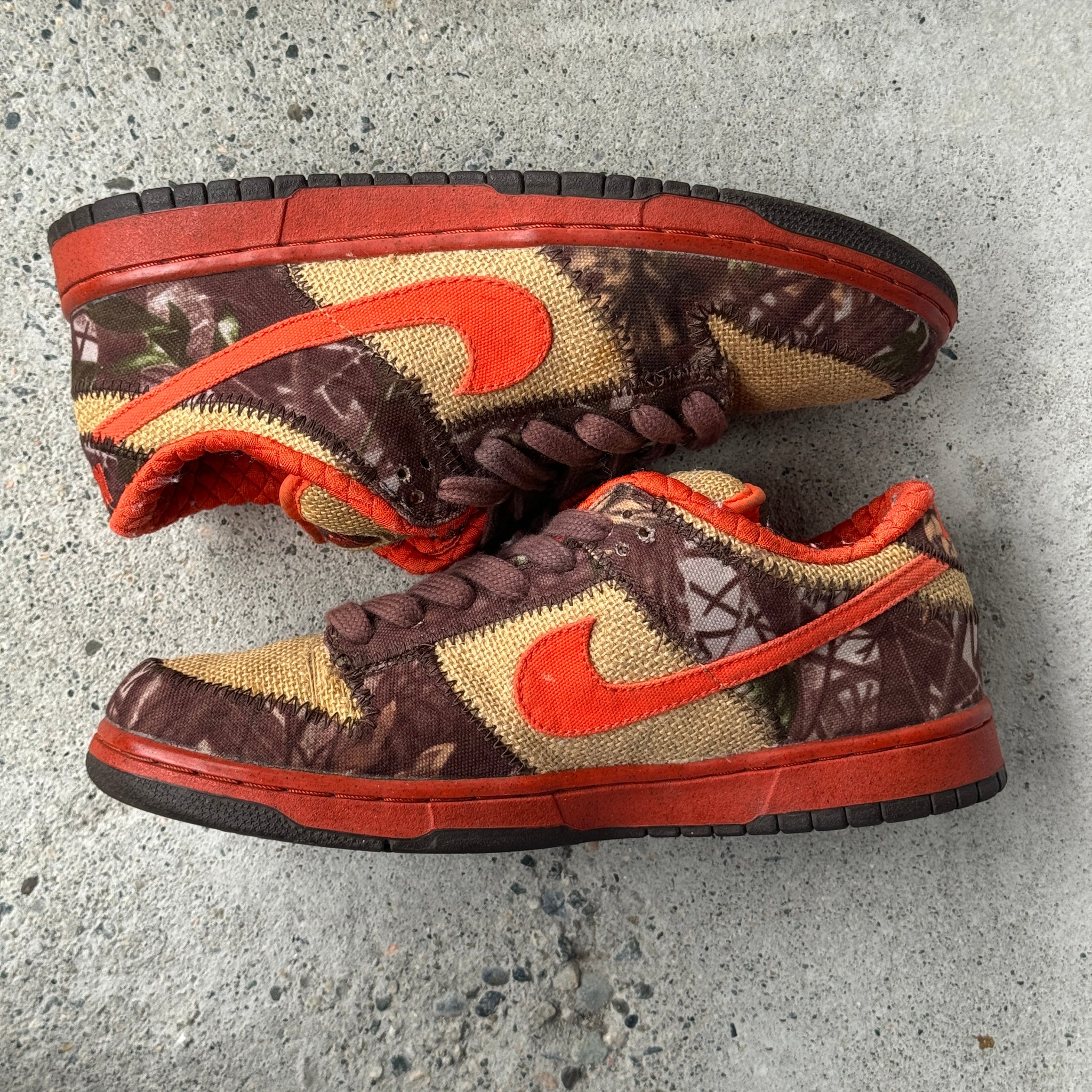 10 US - NIKE SB DUNK LOW HUNTER FORBES W BOX 2004