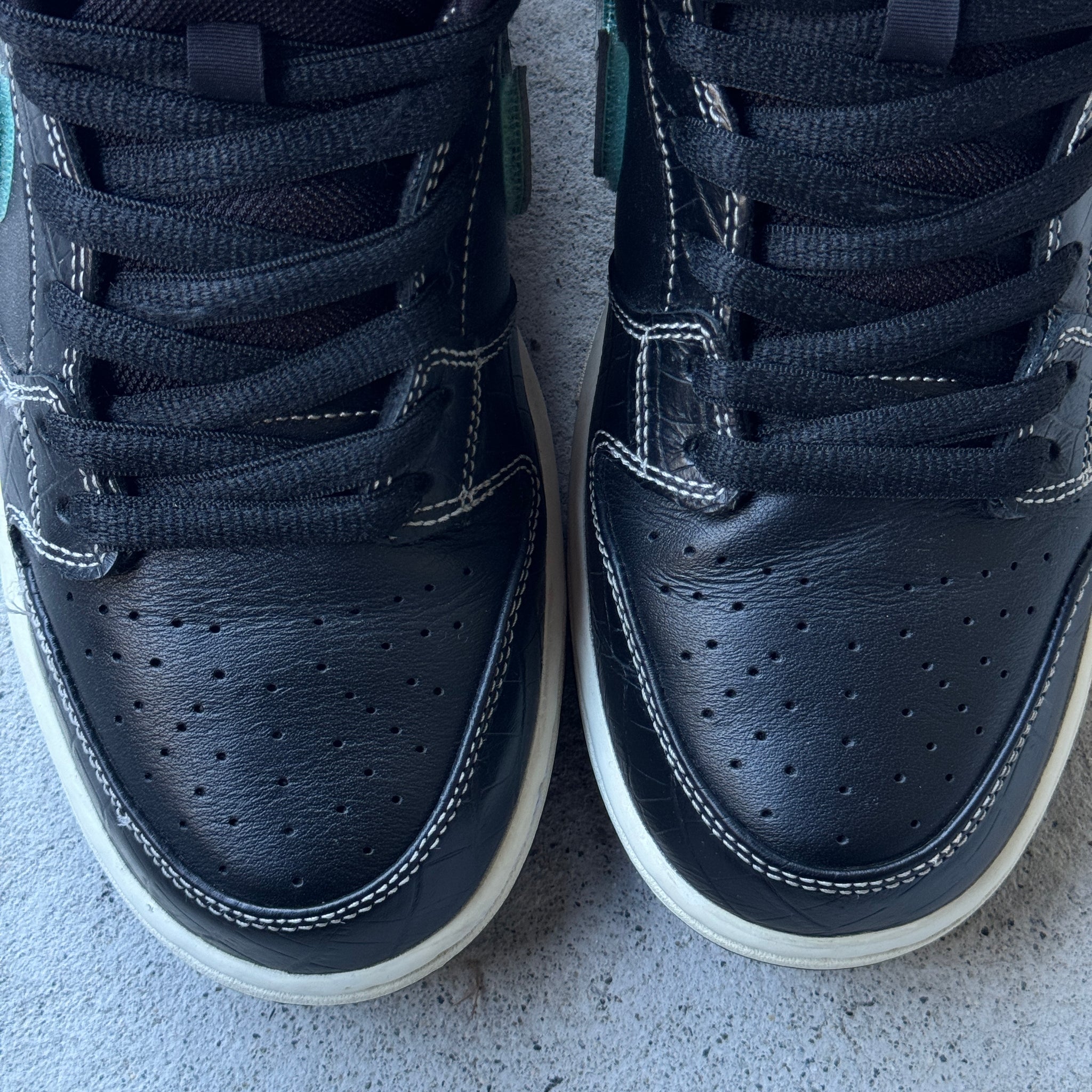 9.5 US - NIKE SB DUNK LOW BLACK DIAMOND W BOX 2018