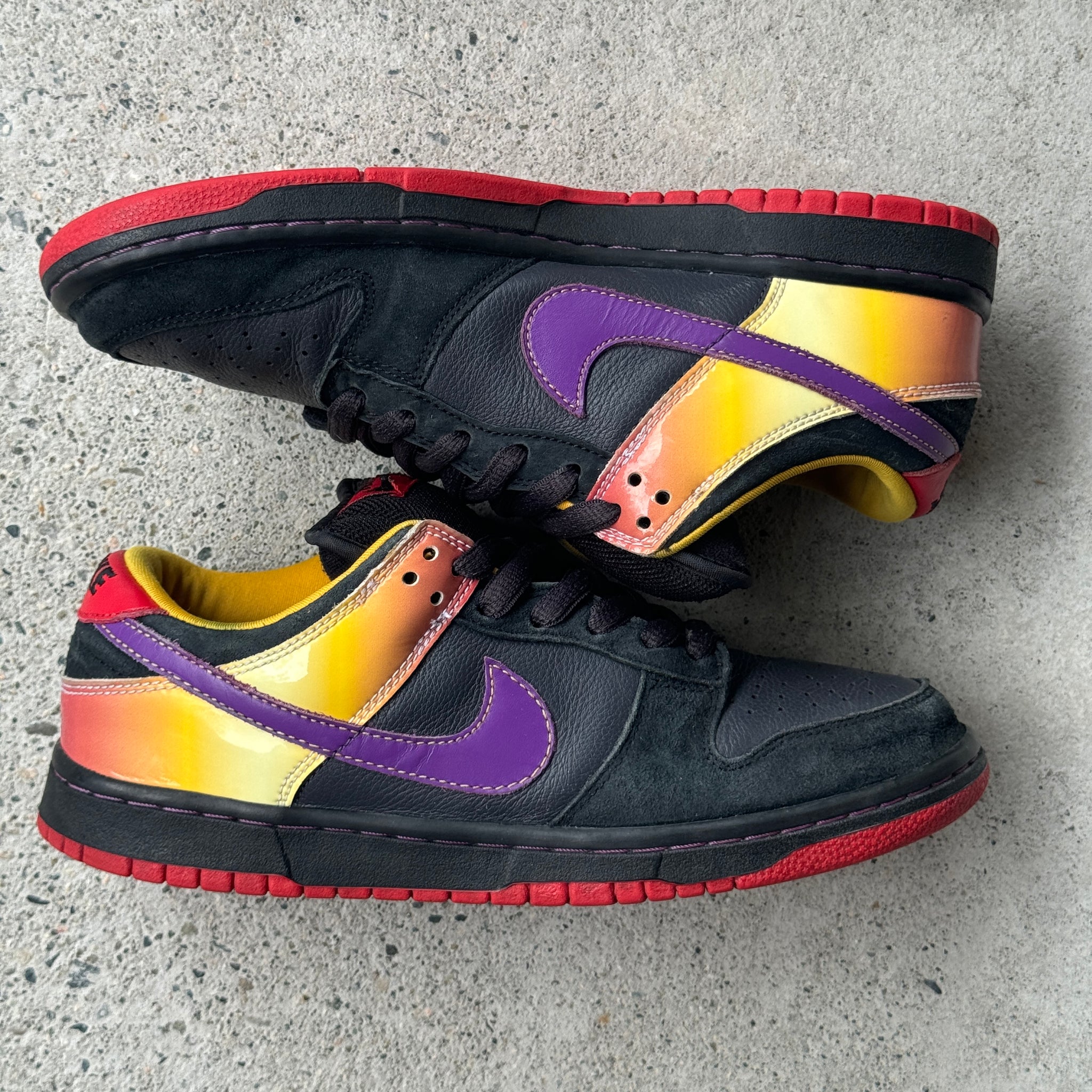 8 US - NIKE SB DUNK LOW APPETITE FOR DESTRUCTION 2008