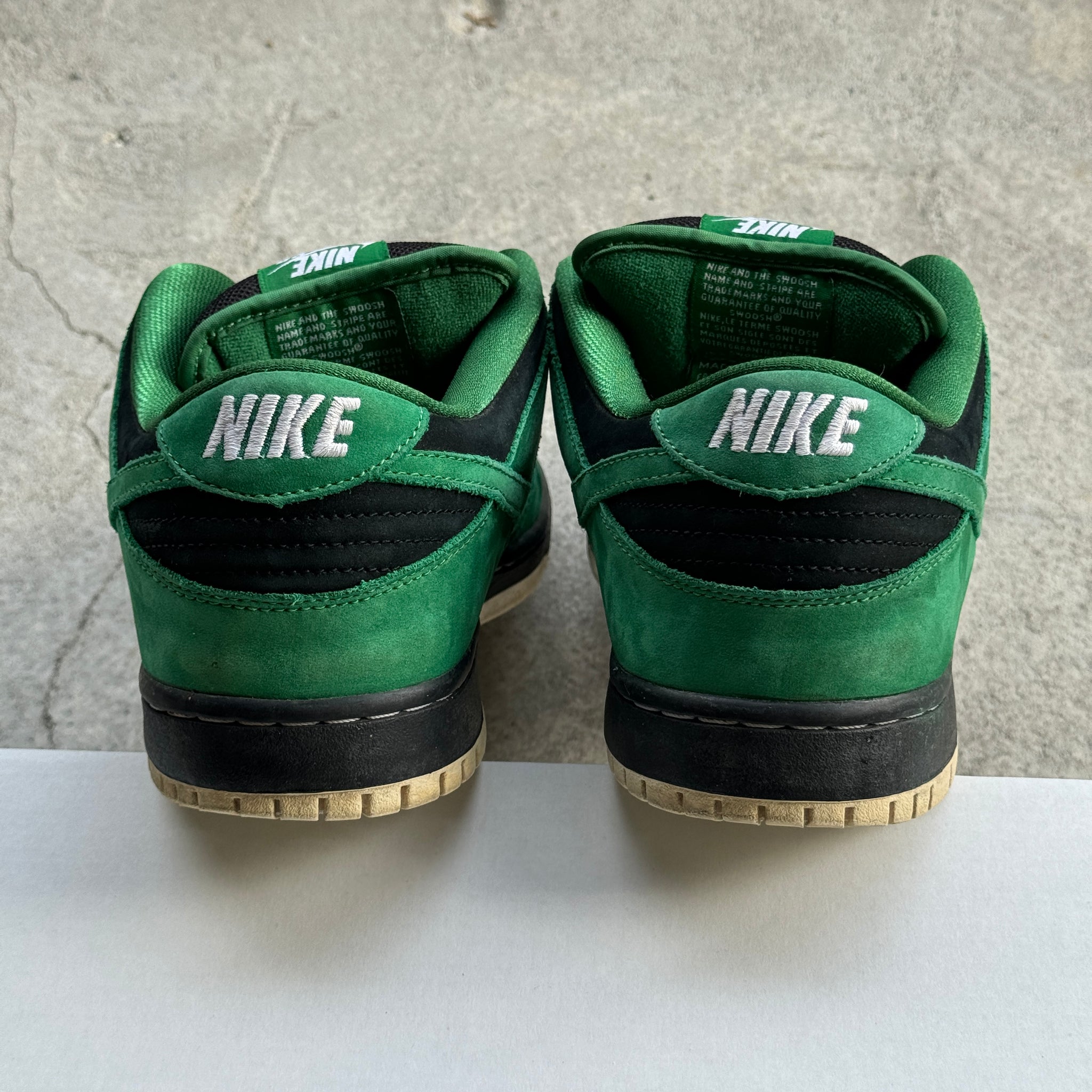 10 US - NIKE SB DUNK LOW GREEN LANTERN 2018