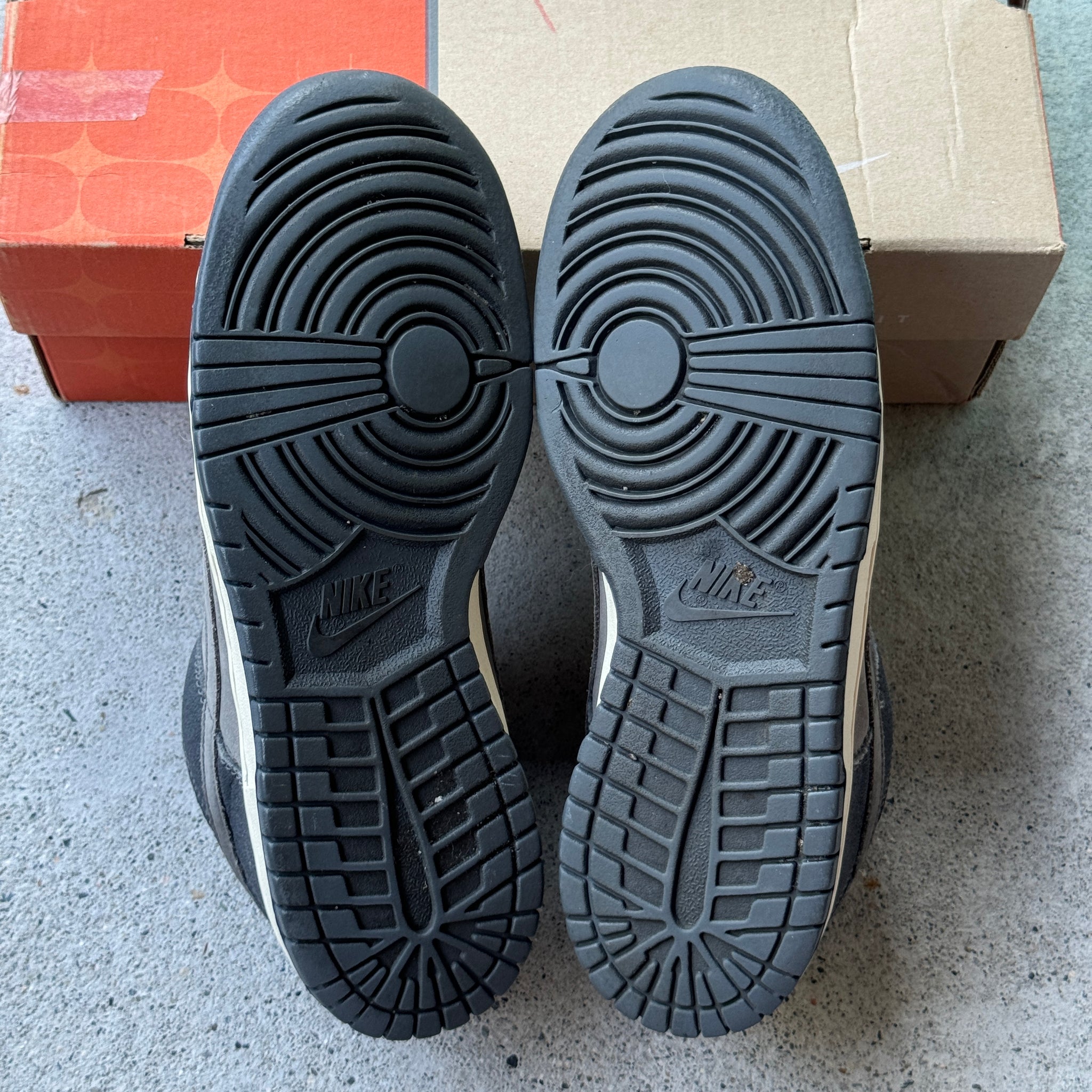 8 US - NIKE DUNK LOW PRO B LIGHTNING W BOX 2001