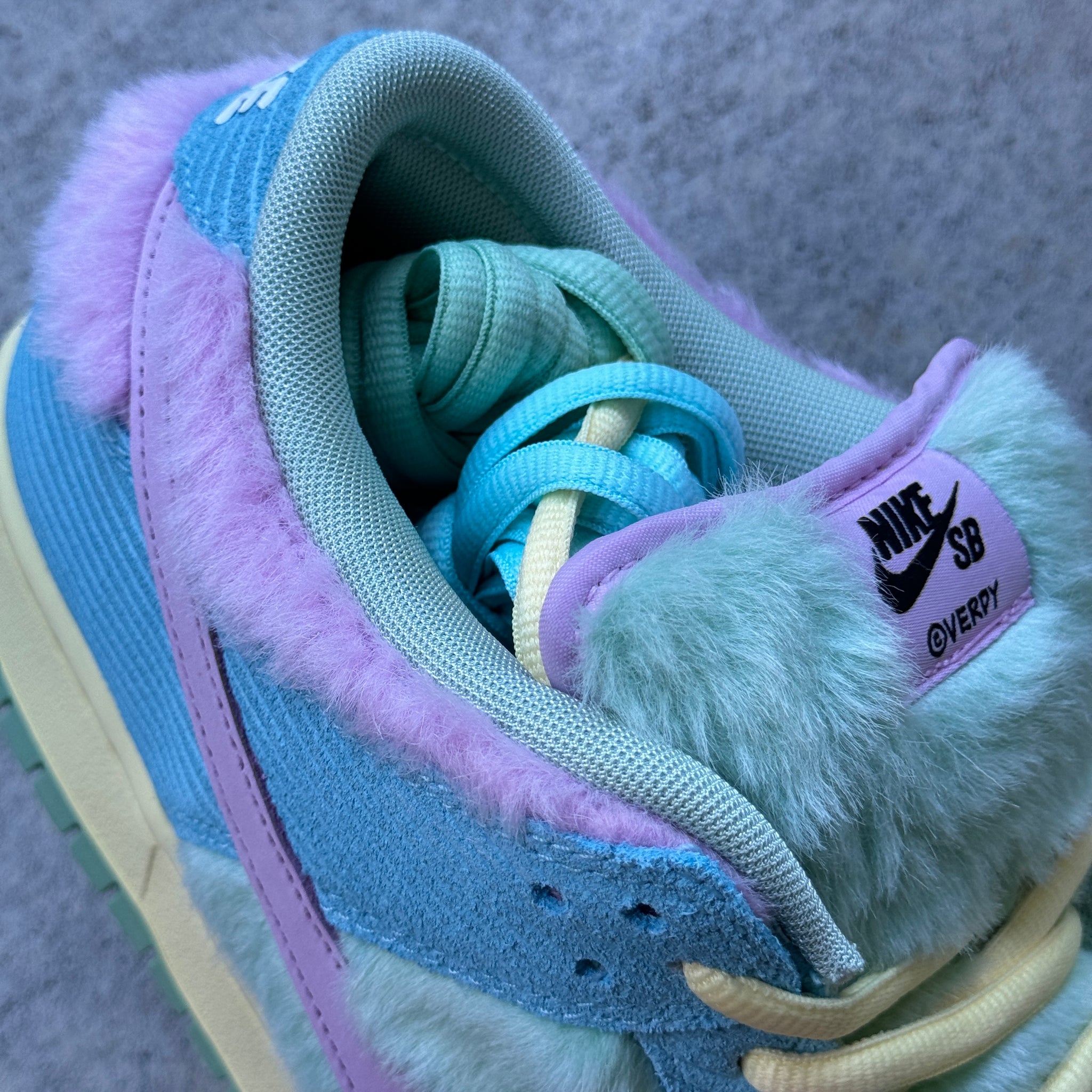 13 US - DS NIKE SB DUNK LOW VERDY VISTY W BOX 2024