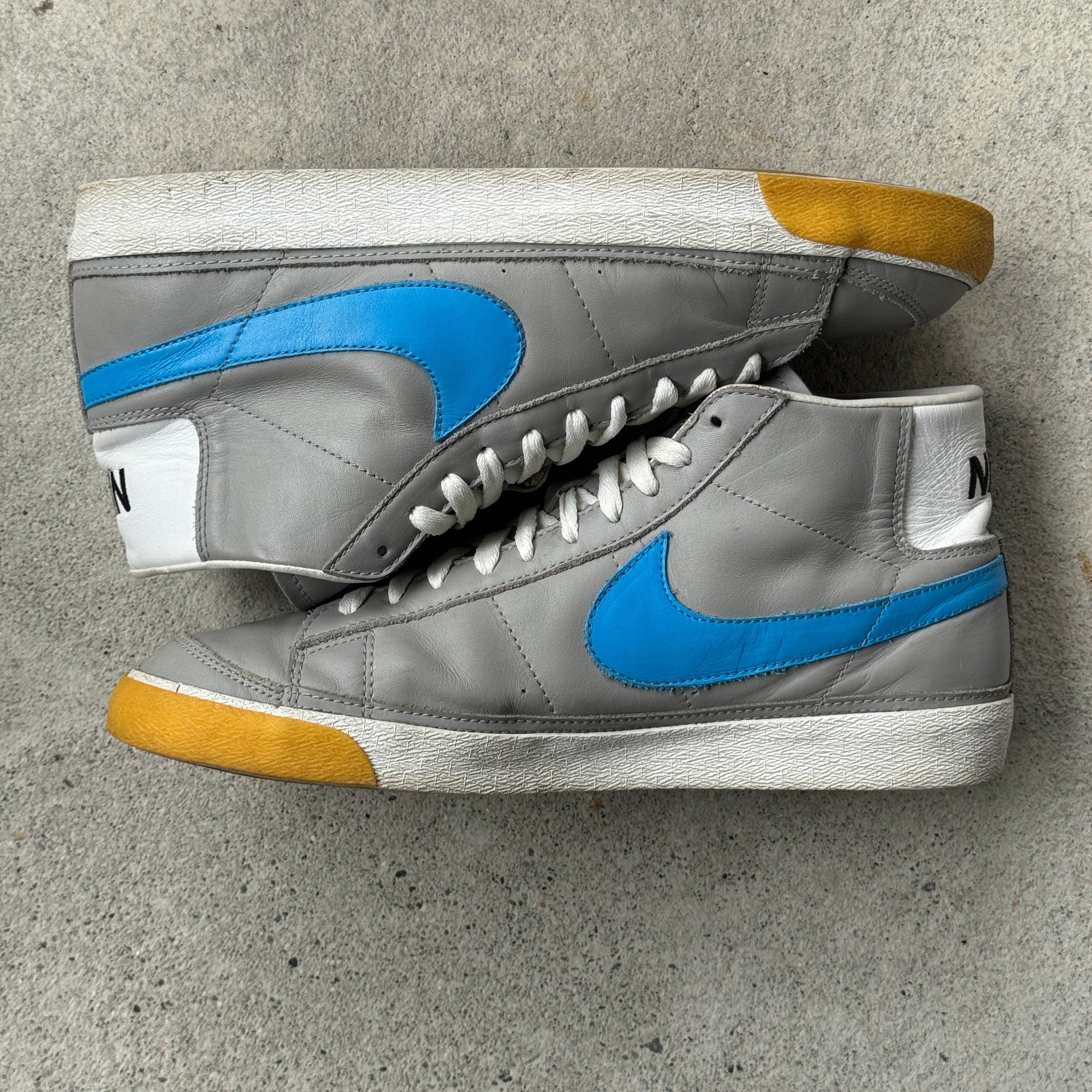 13 US - NIKE BLAZER MID ZOO YORK 2003