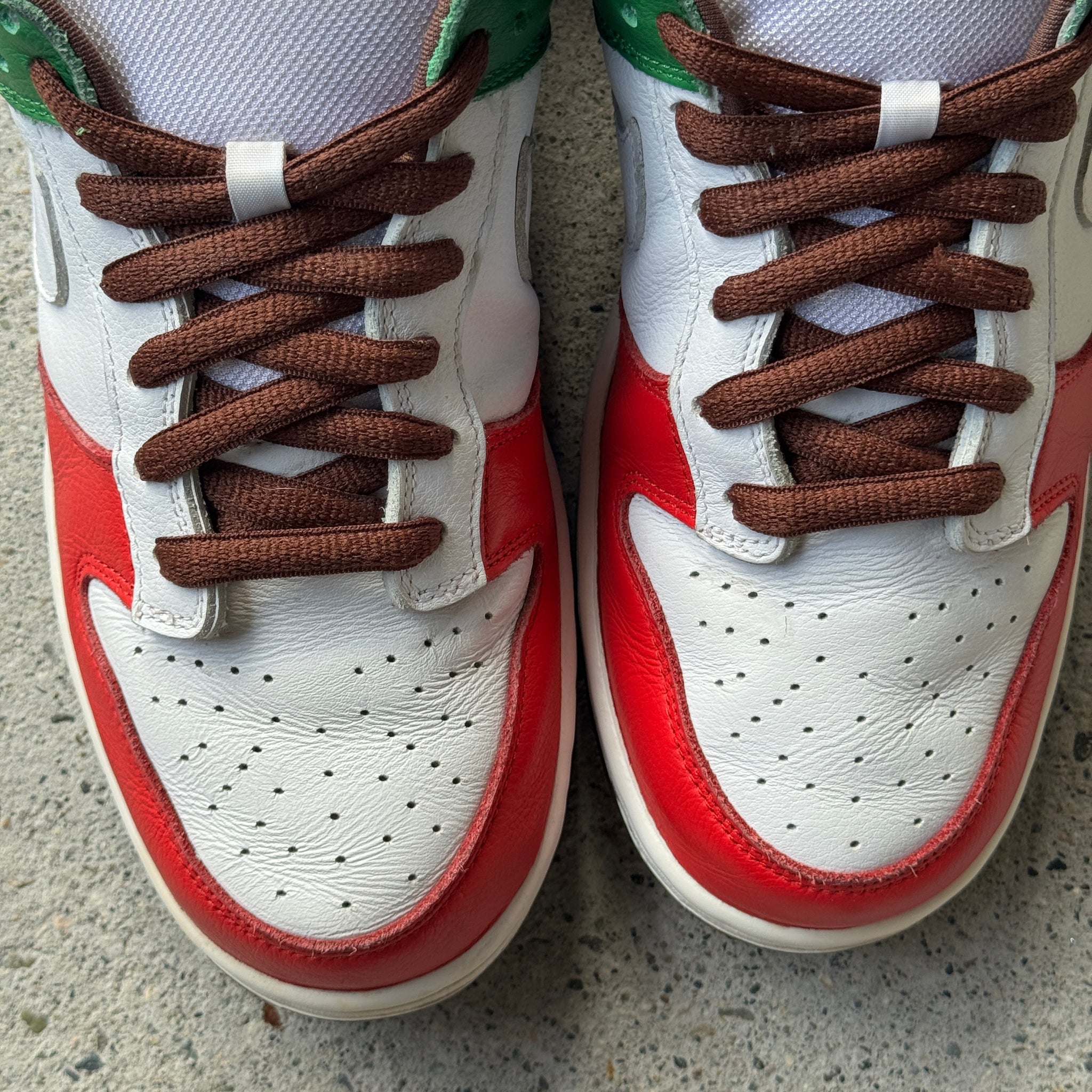 11.5 US - NIKE SB DUNK LOW CINCO DE MAYO W BOX 2005