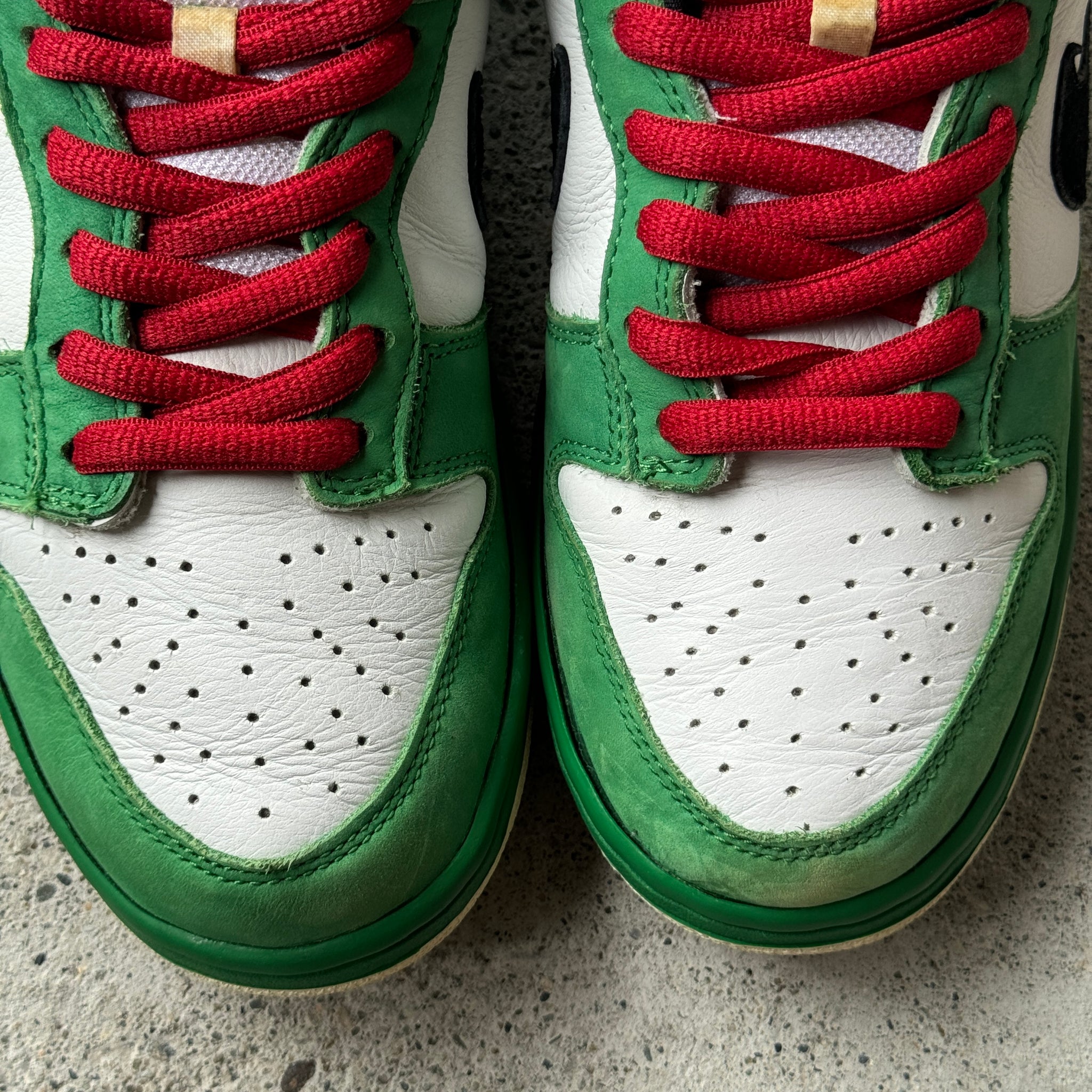 9 US - NIKE SB DUNK LOW HEINEKEN 2003