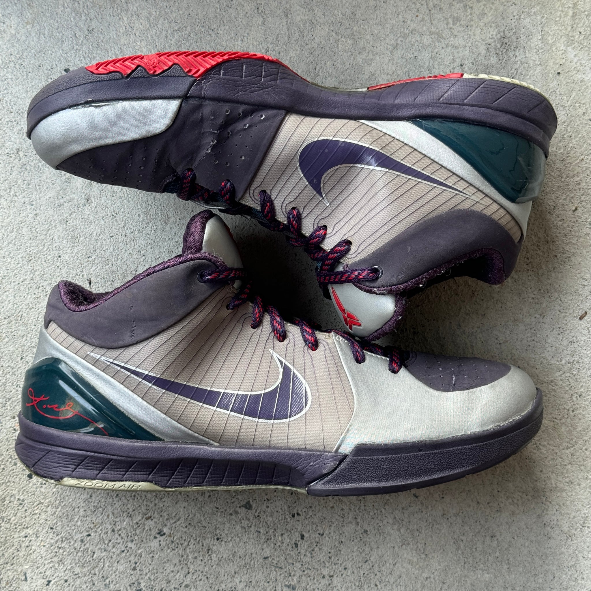 12 US - NIKE AIR ZOOM KOBE 4 VI JOKER/CHAOS 2009