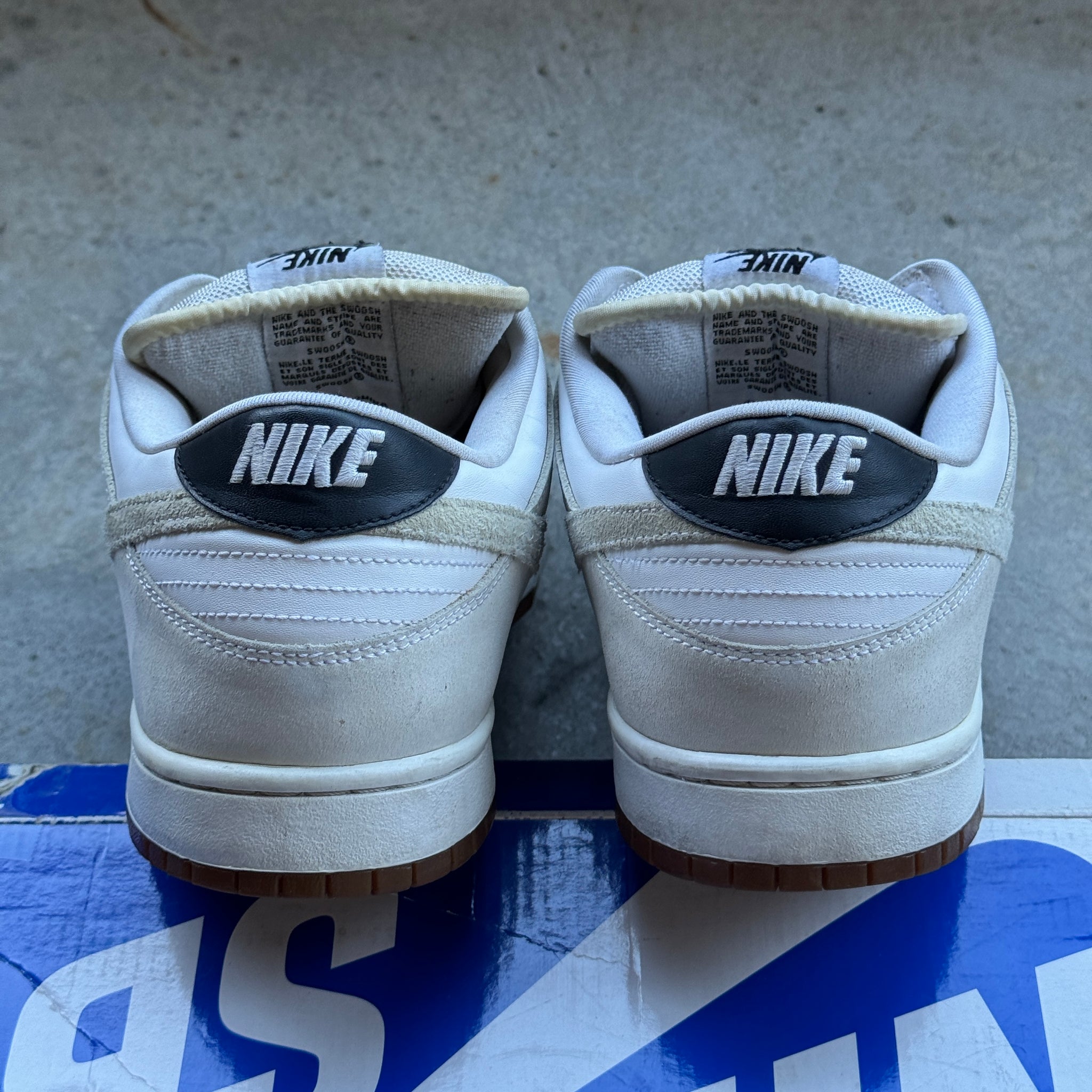 13 US - NIKE SB DUNK LOW GINO IANUCCI 3 W BOX 2009