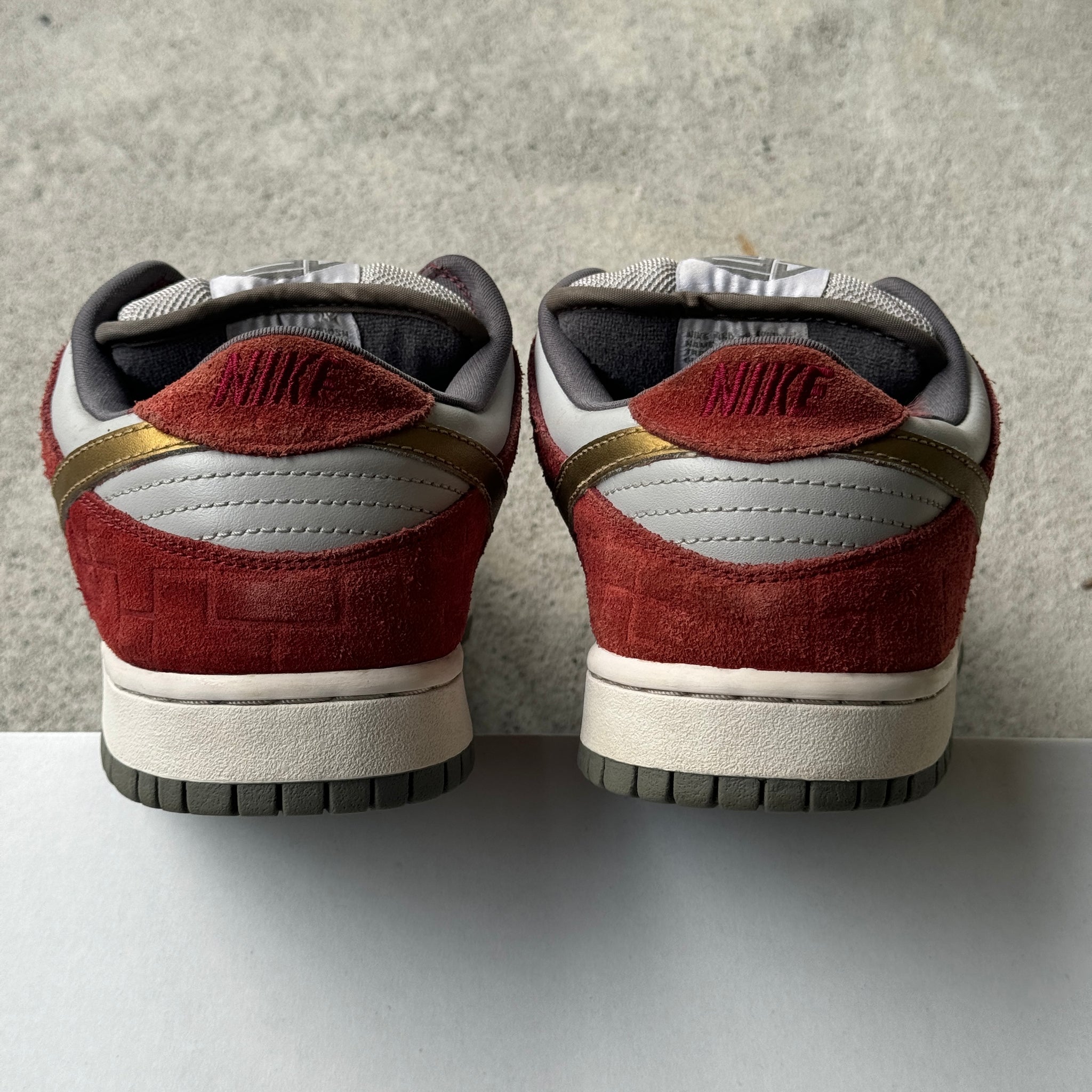 8 US - NIKE SB DUNK LOW SHANGHAI 1 2004