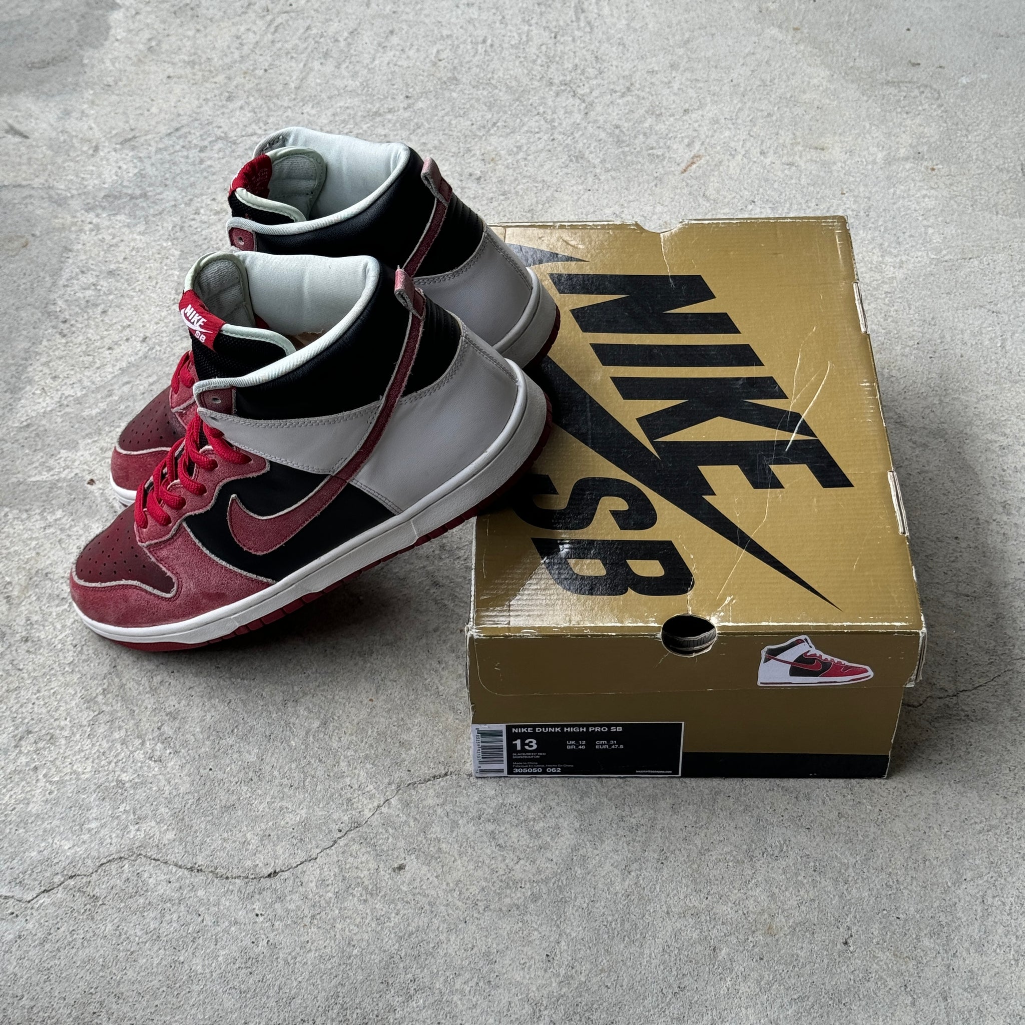 13 US - NIKE SB DUNK HIGH JASON VOORHEES W BOX 2007