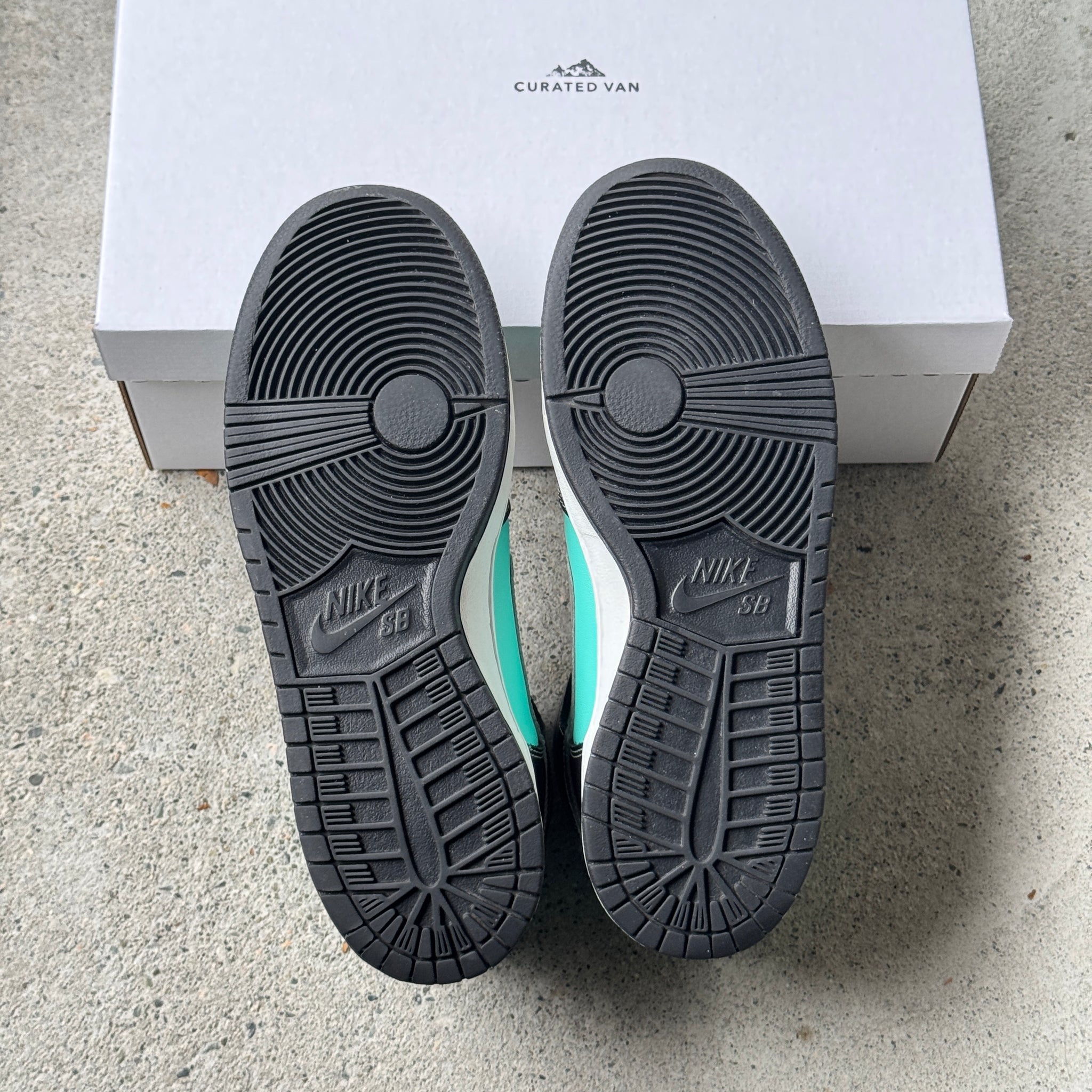 11 US - NIKE SB DUNK HIGH TIFFANY 2014