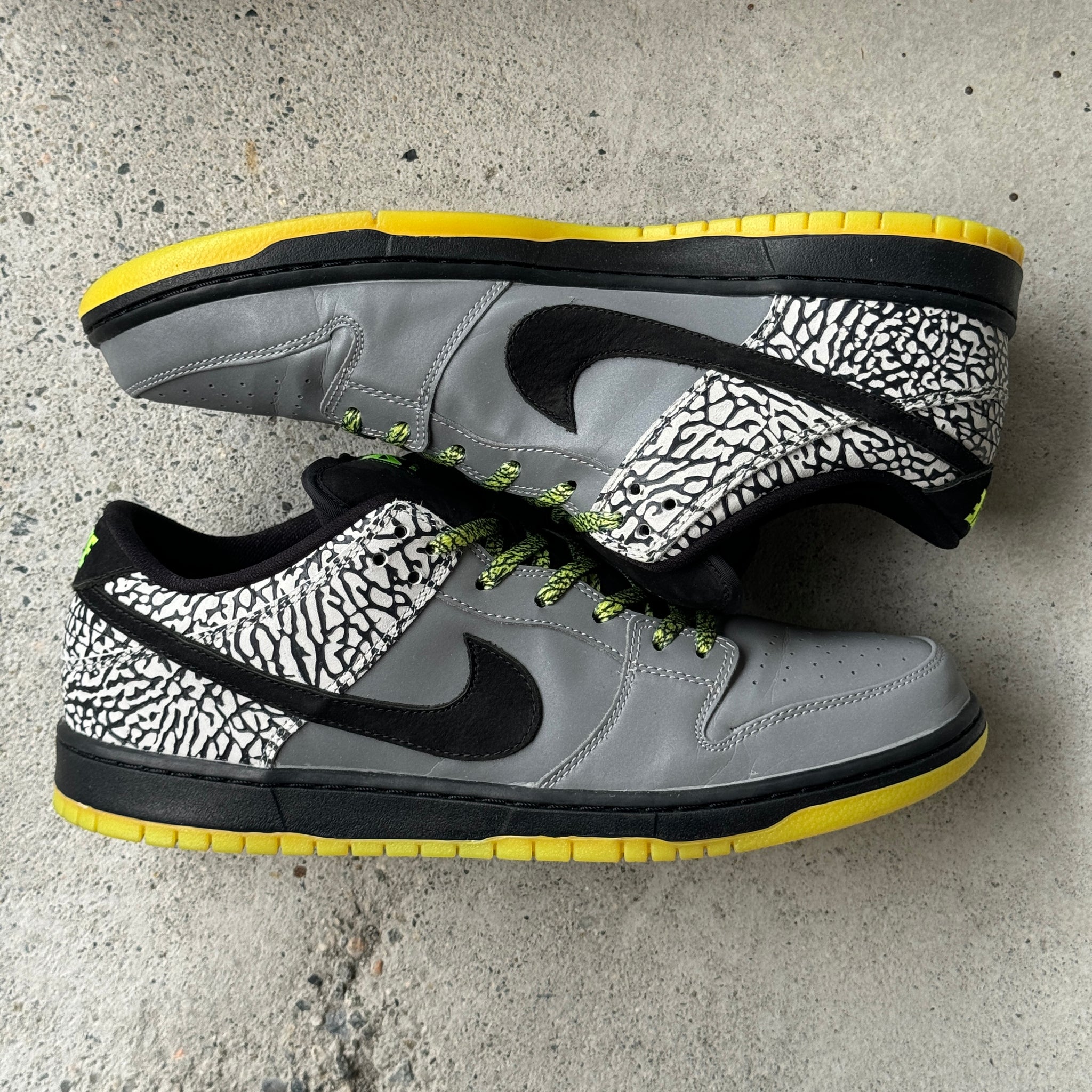 13 US - NIKE SB DUNK LOW DJ CLARK KENT W BOX 2013
