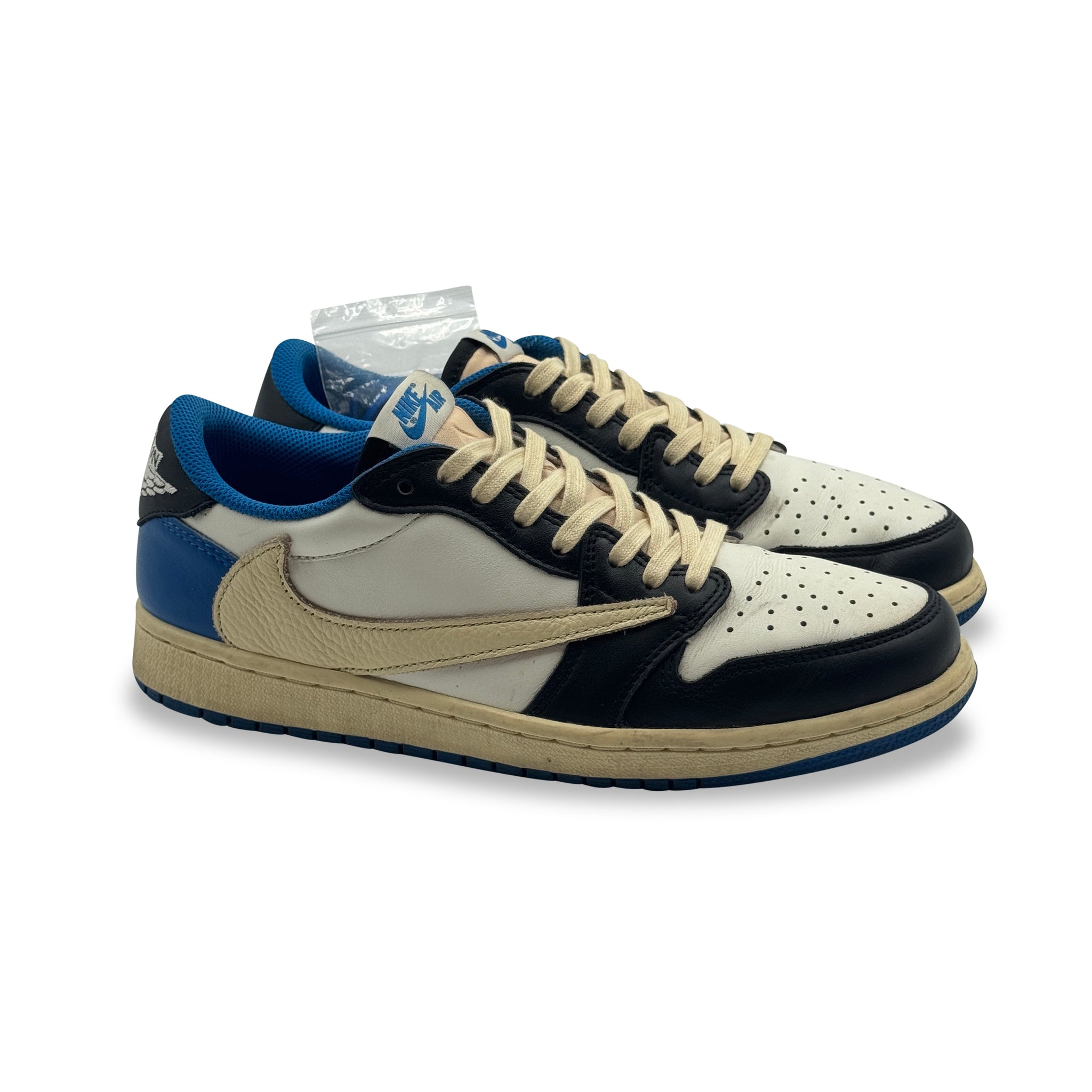 8 US - JORDAN 1 LOW TRAVIS SCOTT FRAGMENT W BOX 2021