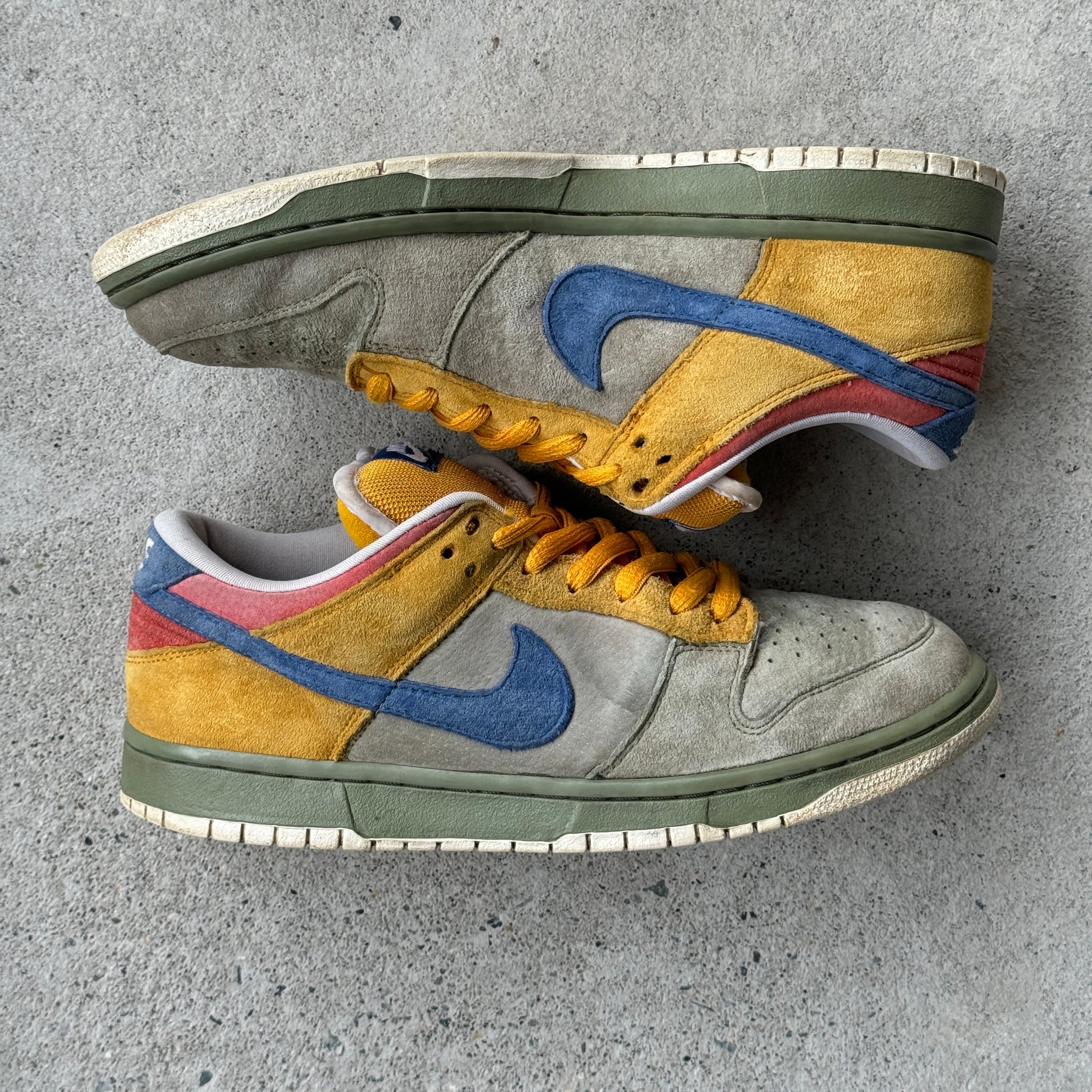 9 US - NIKE SB DUNK LOW PUFF N STUFF 2006