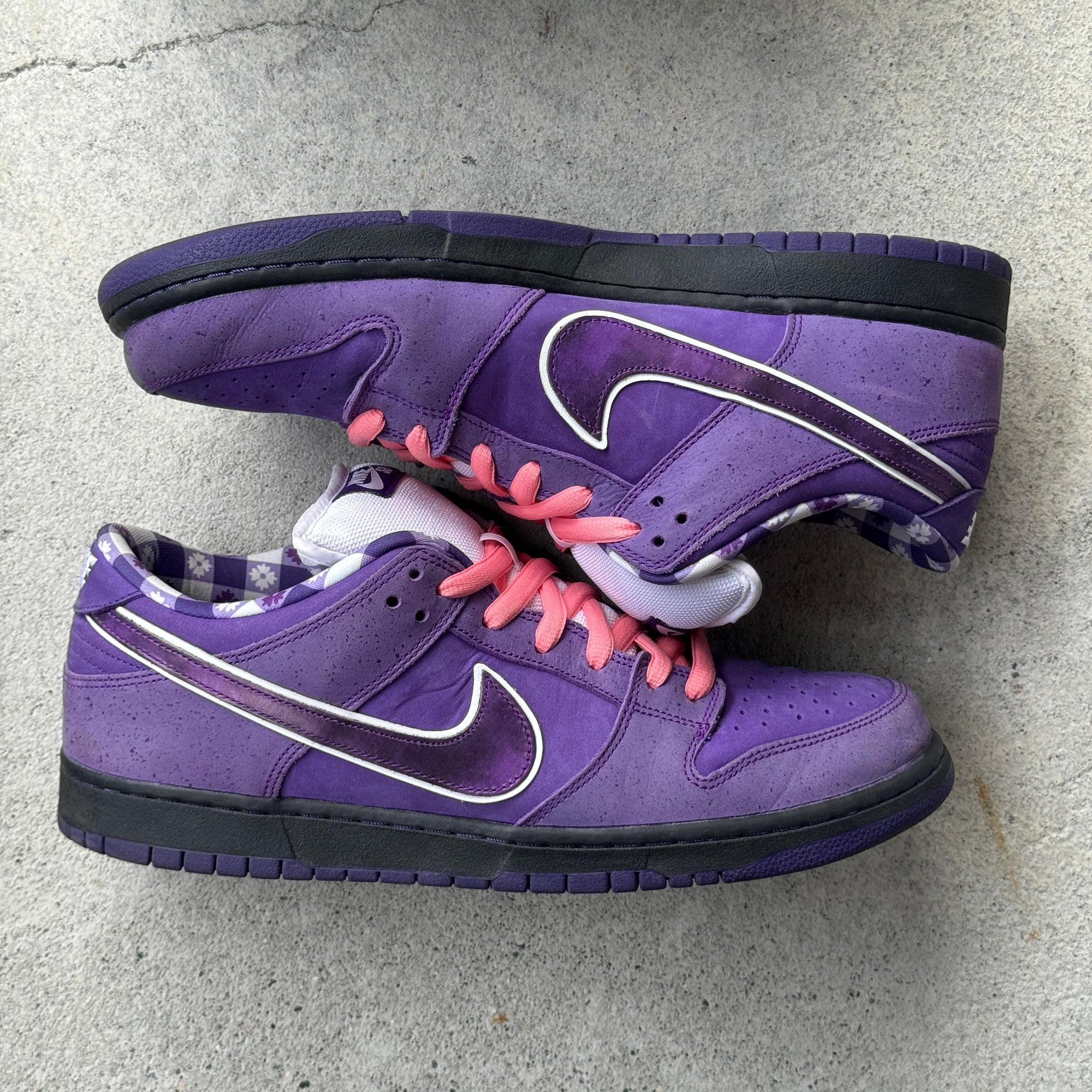 13 US - NIKE SB DUNK LOW PURPLE LOBSTER W BOX 2018