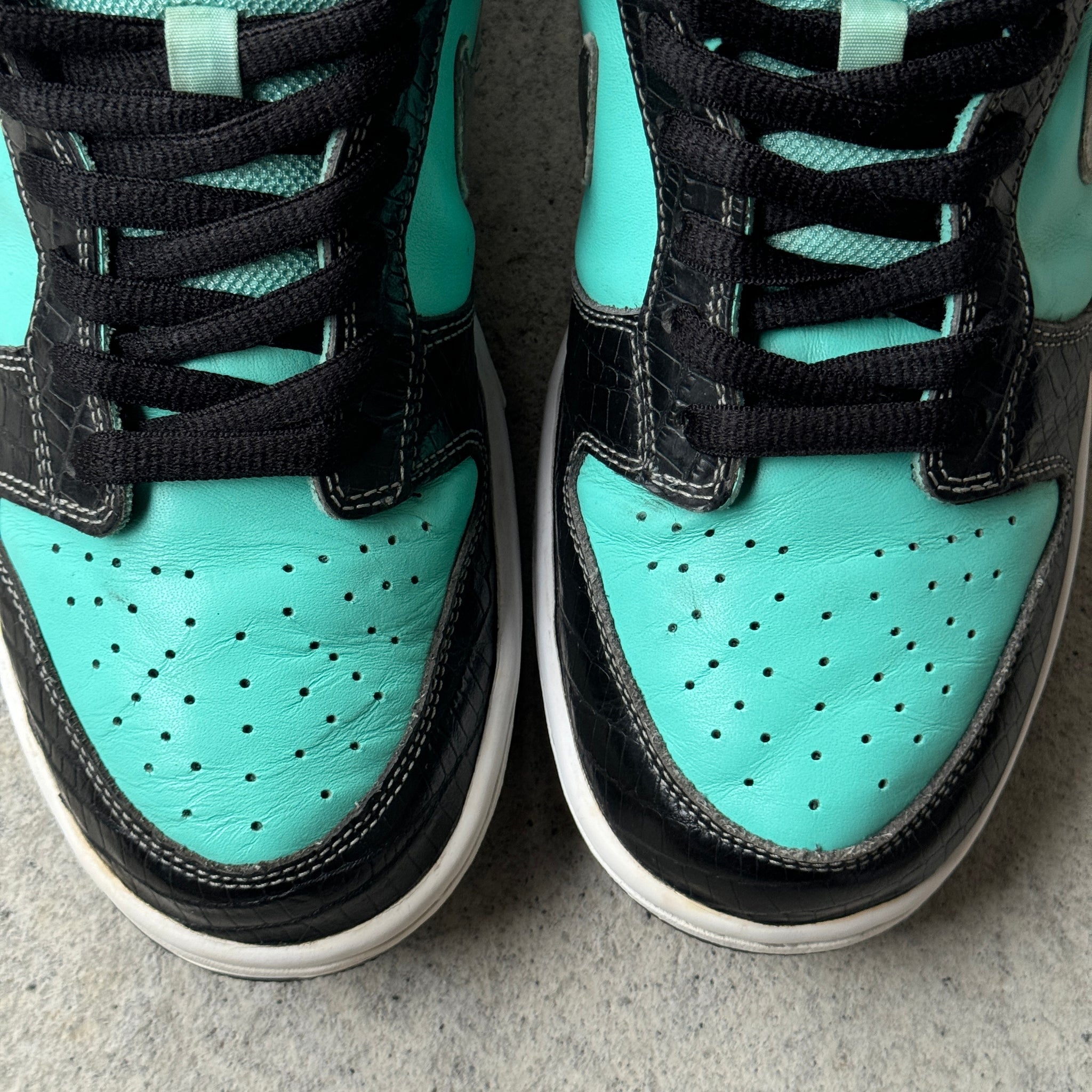 9.5 US - NIKE SB DUNK LOW TIFFANY W BOX 2005