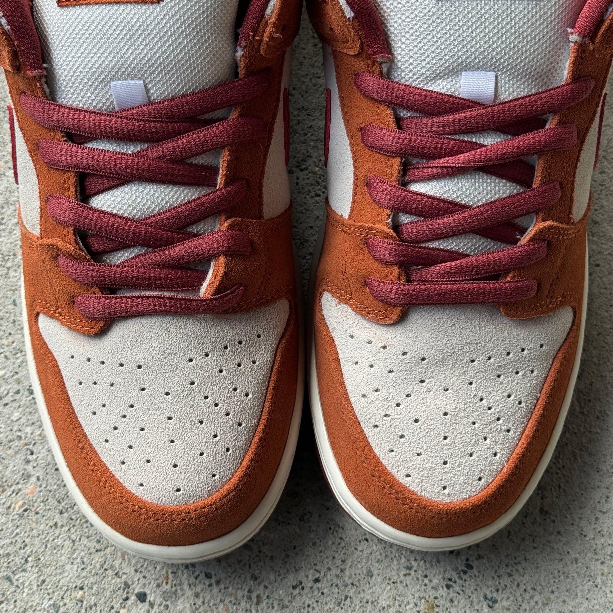 9.5 US - NIKE SB DUNK LOW DARK RUSSET W BOX 2019