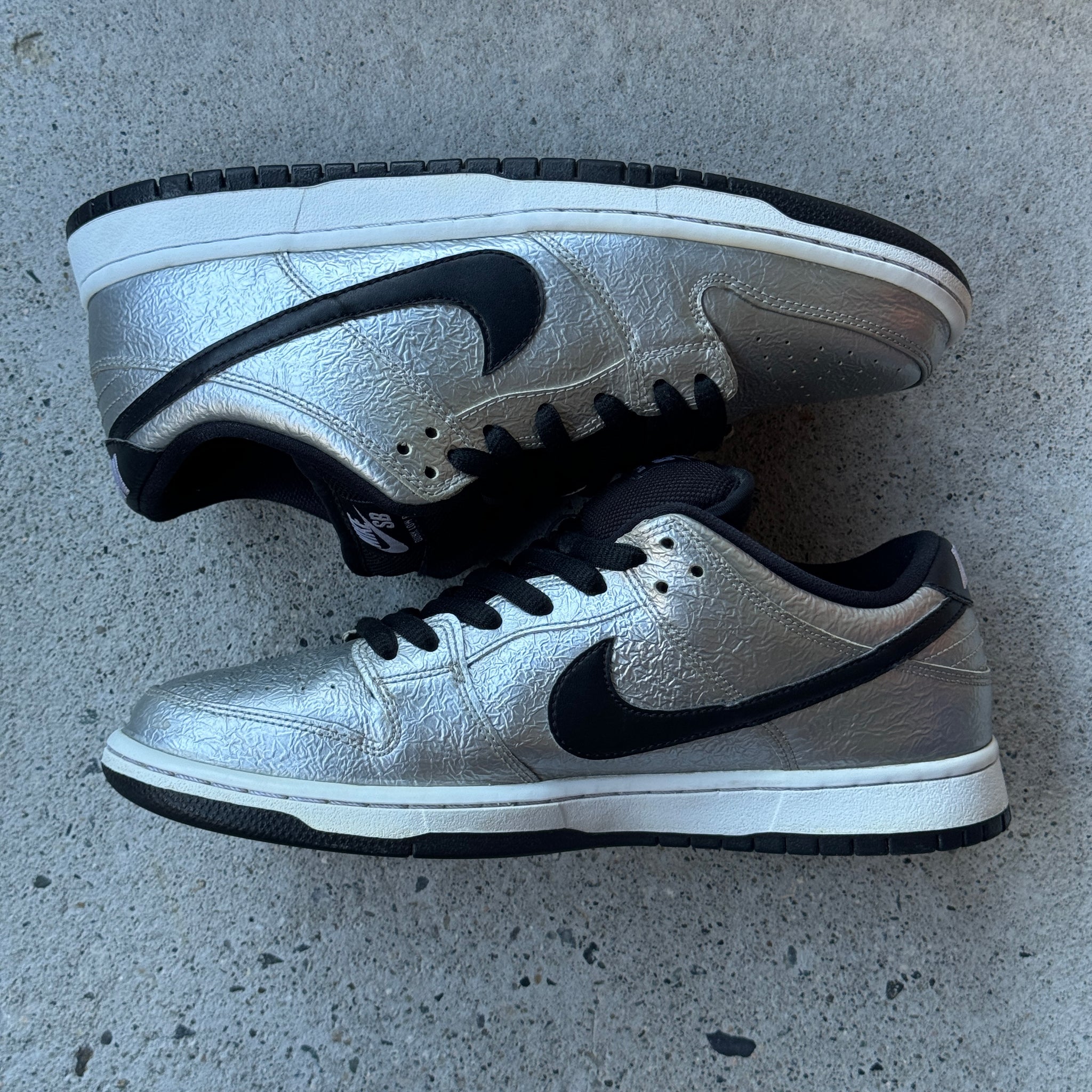 9 US - NIKE SB DUNK LOW COLD PIZZA 2016