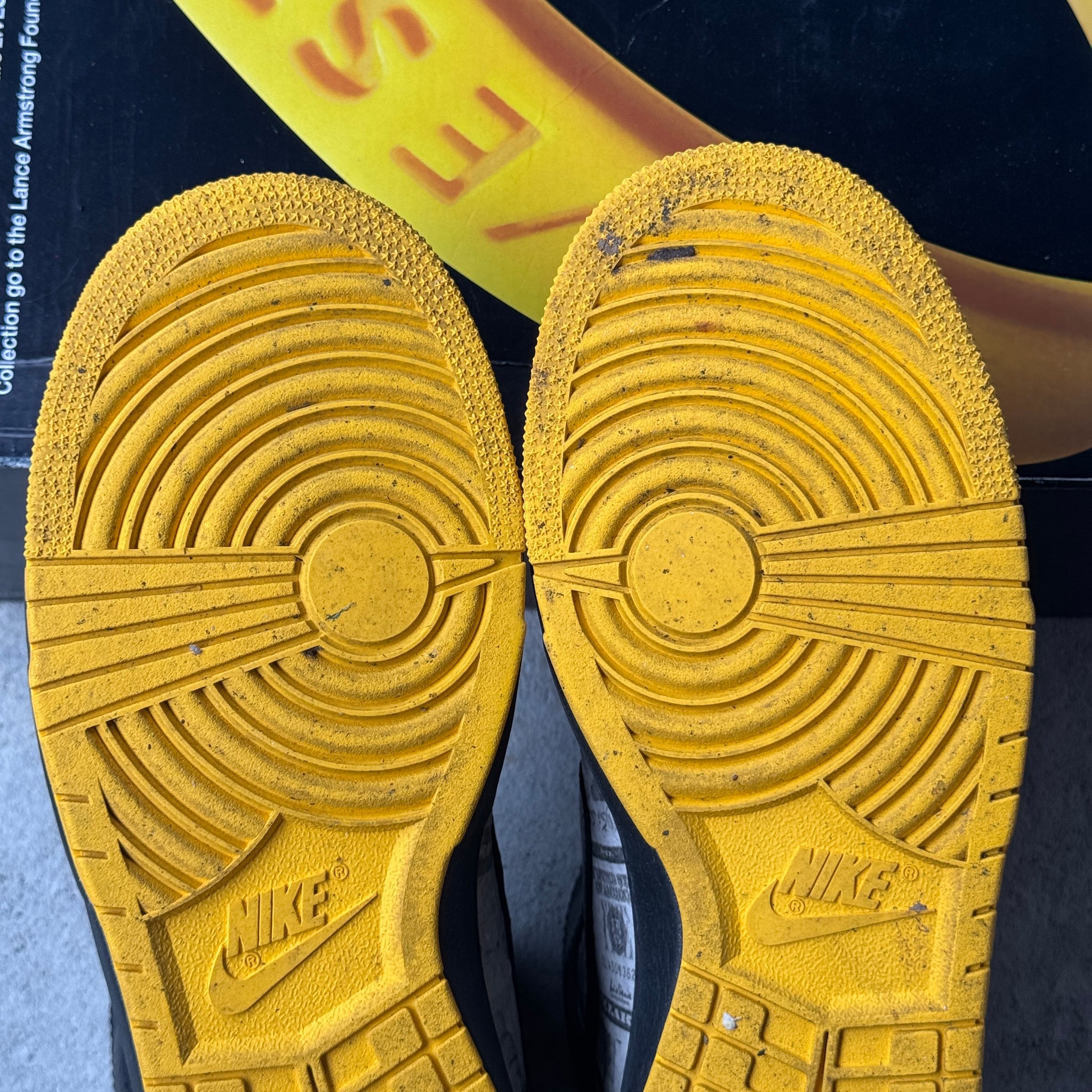 11 US - NIKE DUNK HIGH SUPREME LAF FLOM W BOX 2009