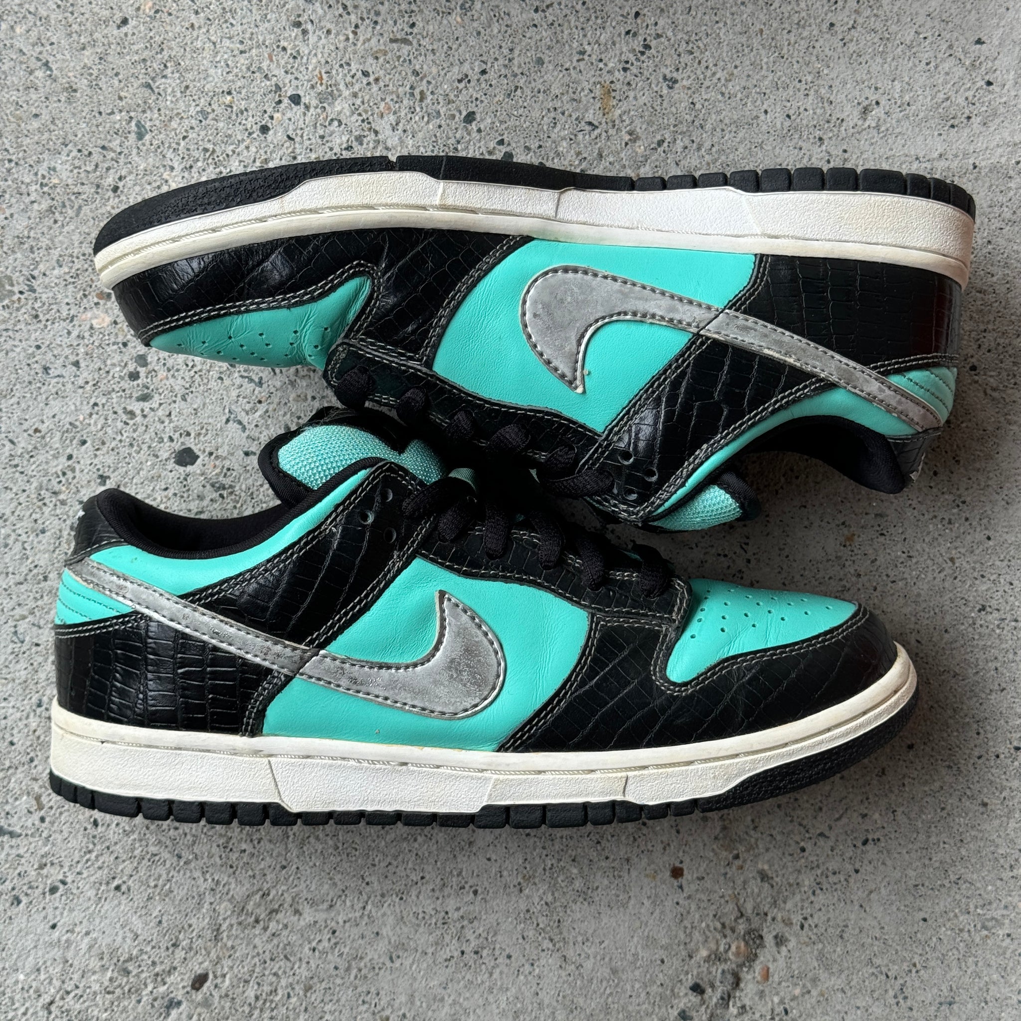 8 US - NIKE SB DUNK LOW TIFFANY W BOX 2005