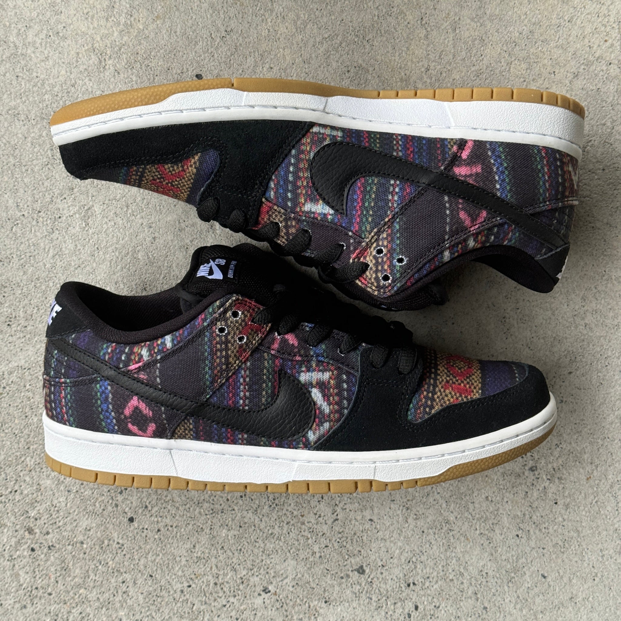 8.5 US - DS NIKE SB DUNK LOW HACKEY SACK W BOX 2014