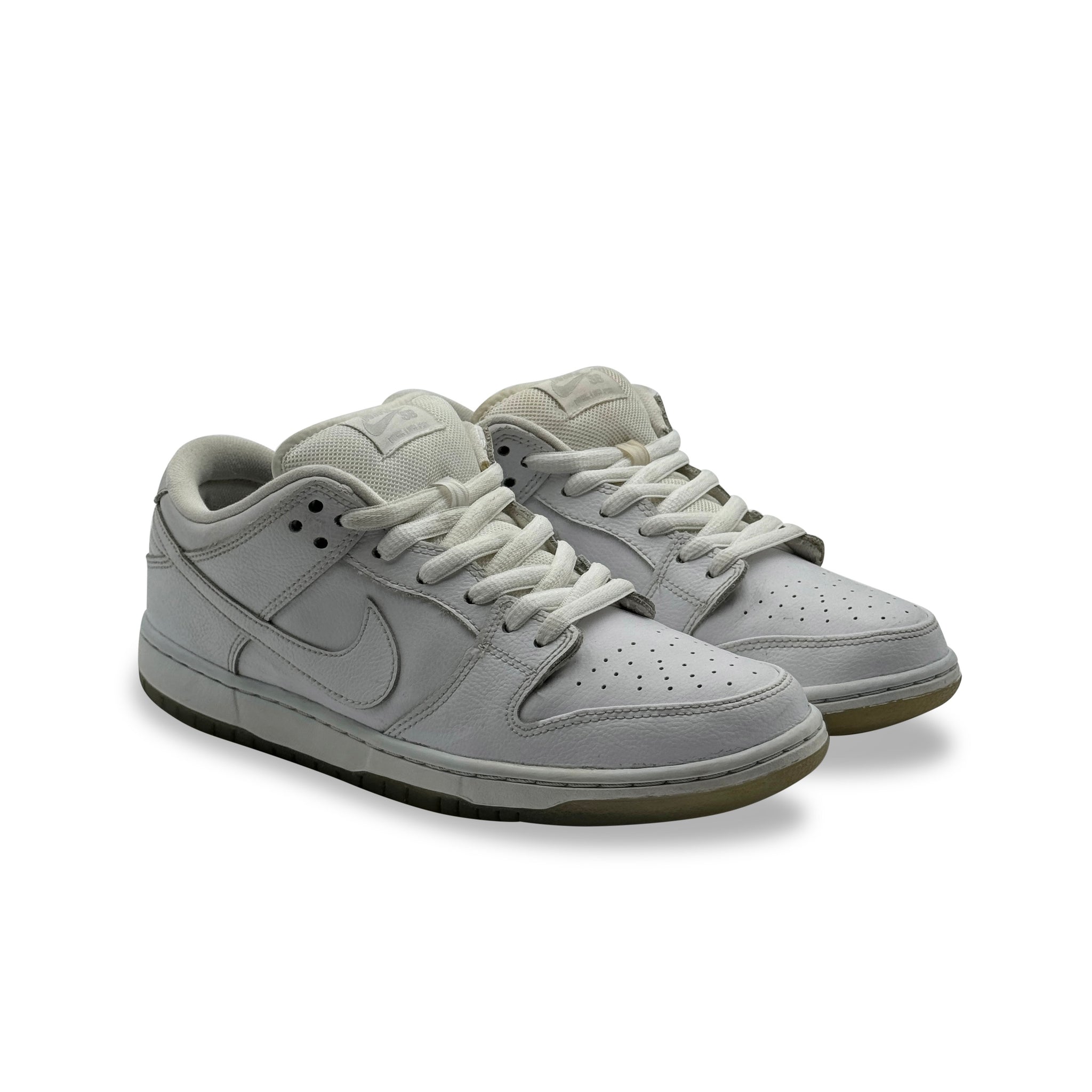 Nike dunk sb low white ice best sale