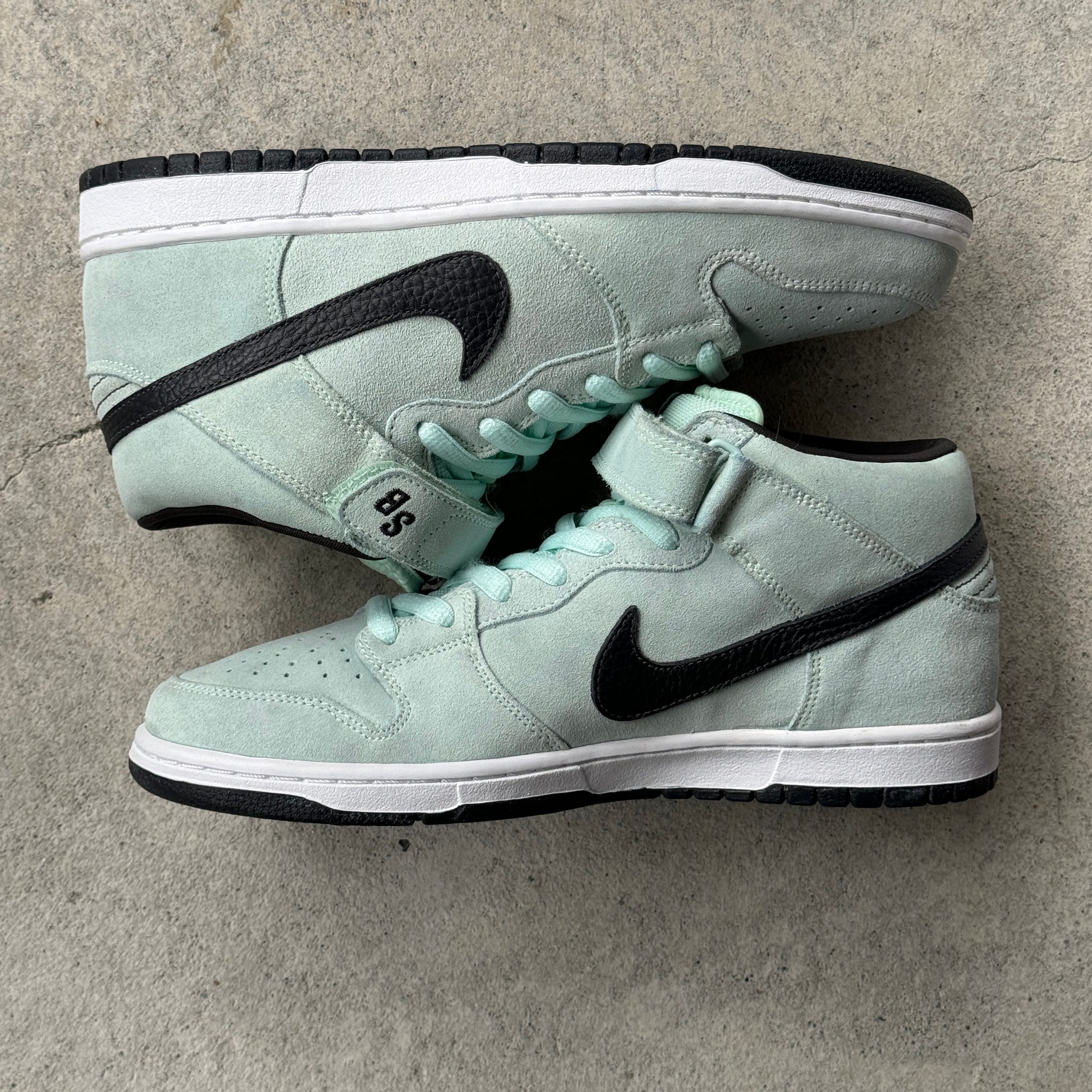 10.5 US - DS NIKE SB DUNK MID SEA CRYSTAL W BOX 2009