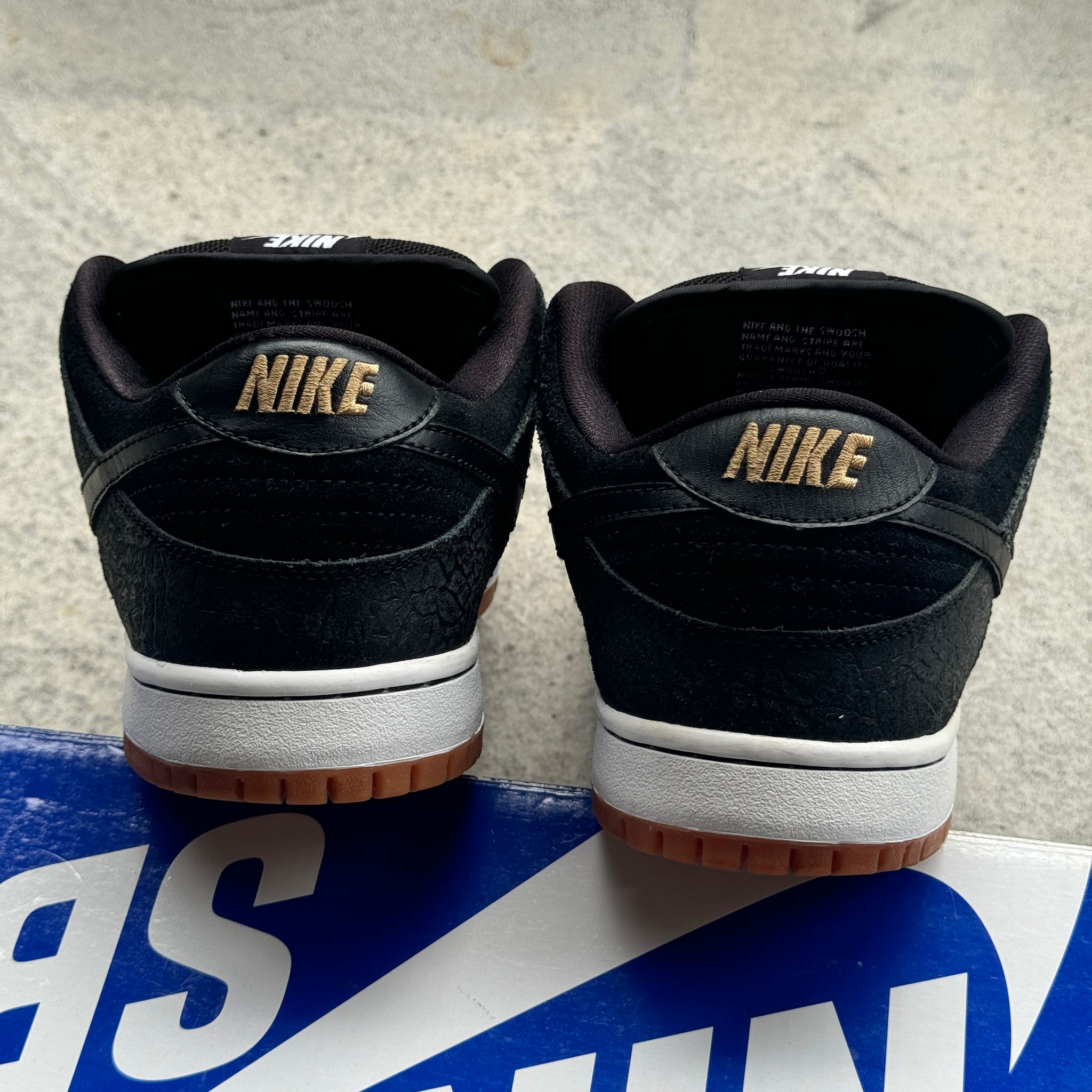 8 US - NIKE SB DUNK LOW NONTOURAGE W BOX 2012