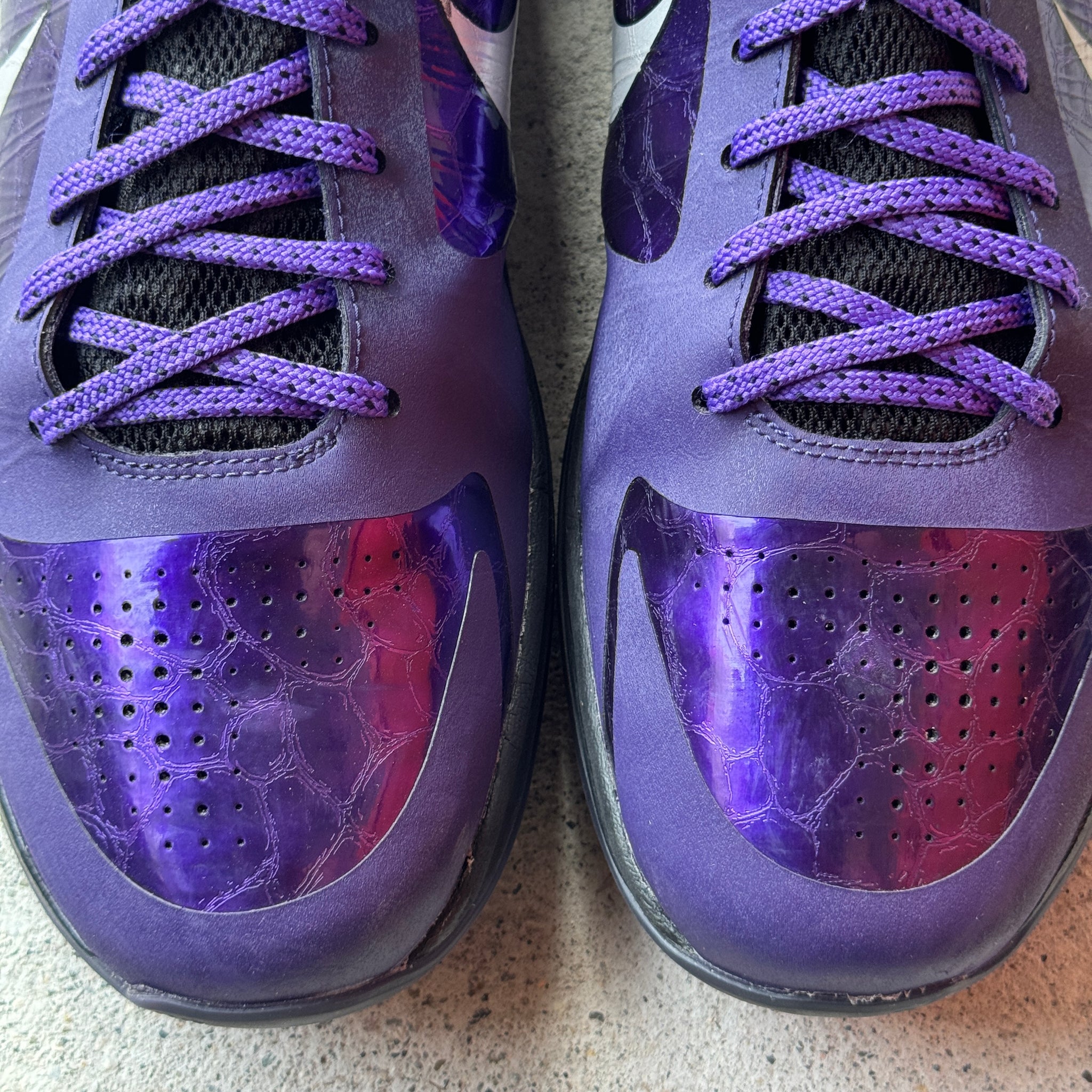 12.5 US - NIKE AIR ZOOM KOBE 5 V PURPLE INK W BOX 2010