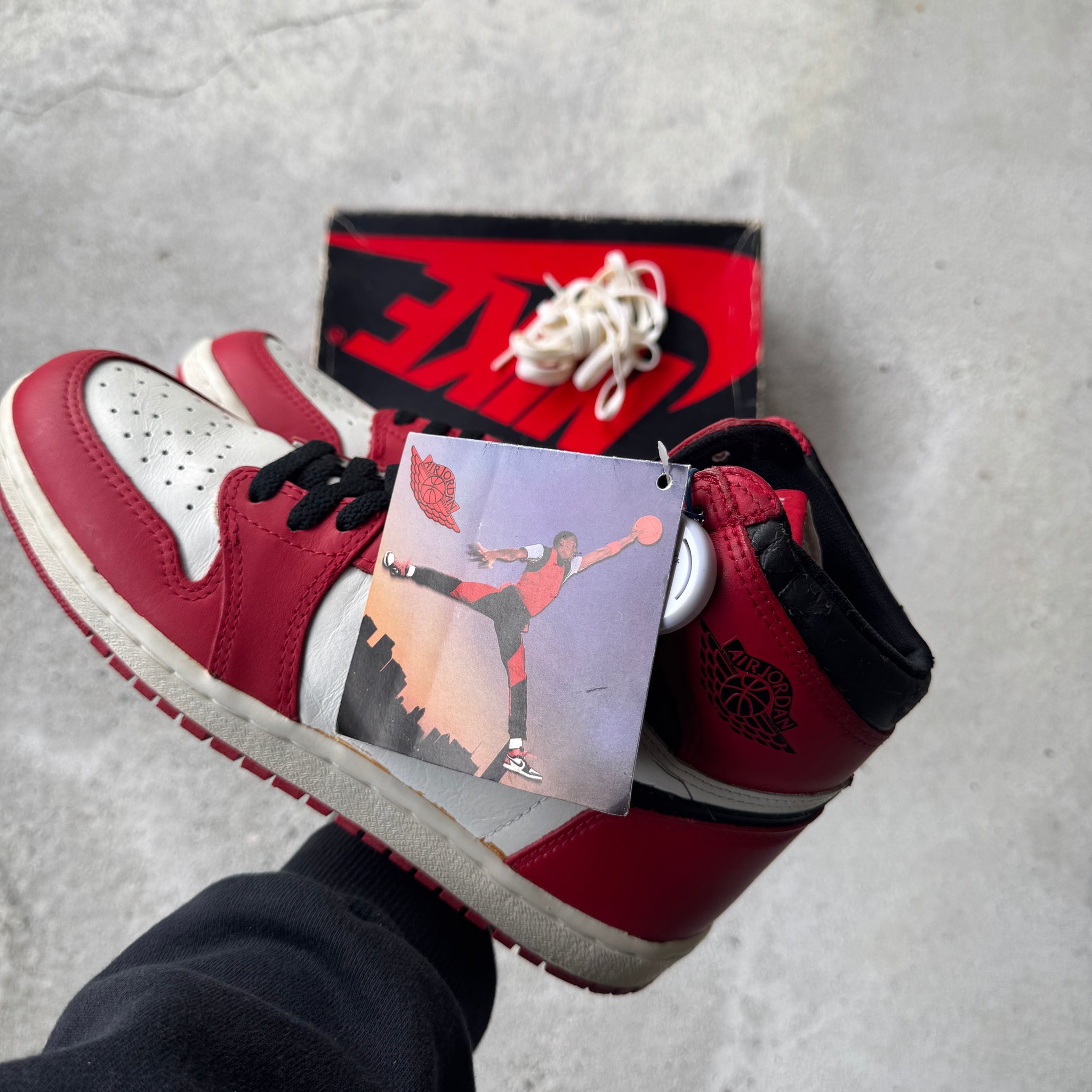 9.5 US - DS JORDAN 1 CHICAGO W BOX 1985