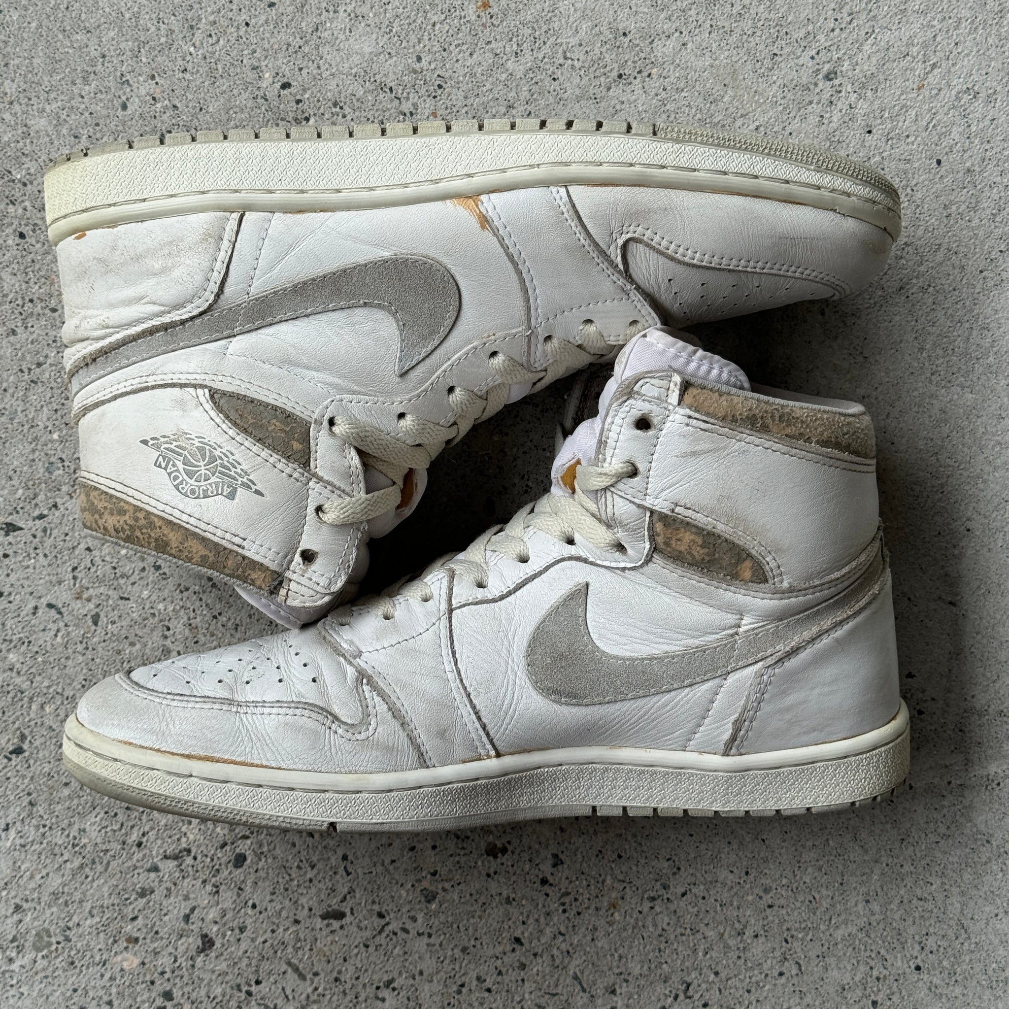10.5 US - JORDAN 1 NATURAL GREY 1985