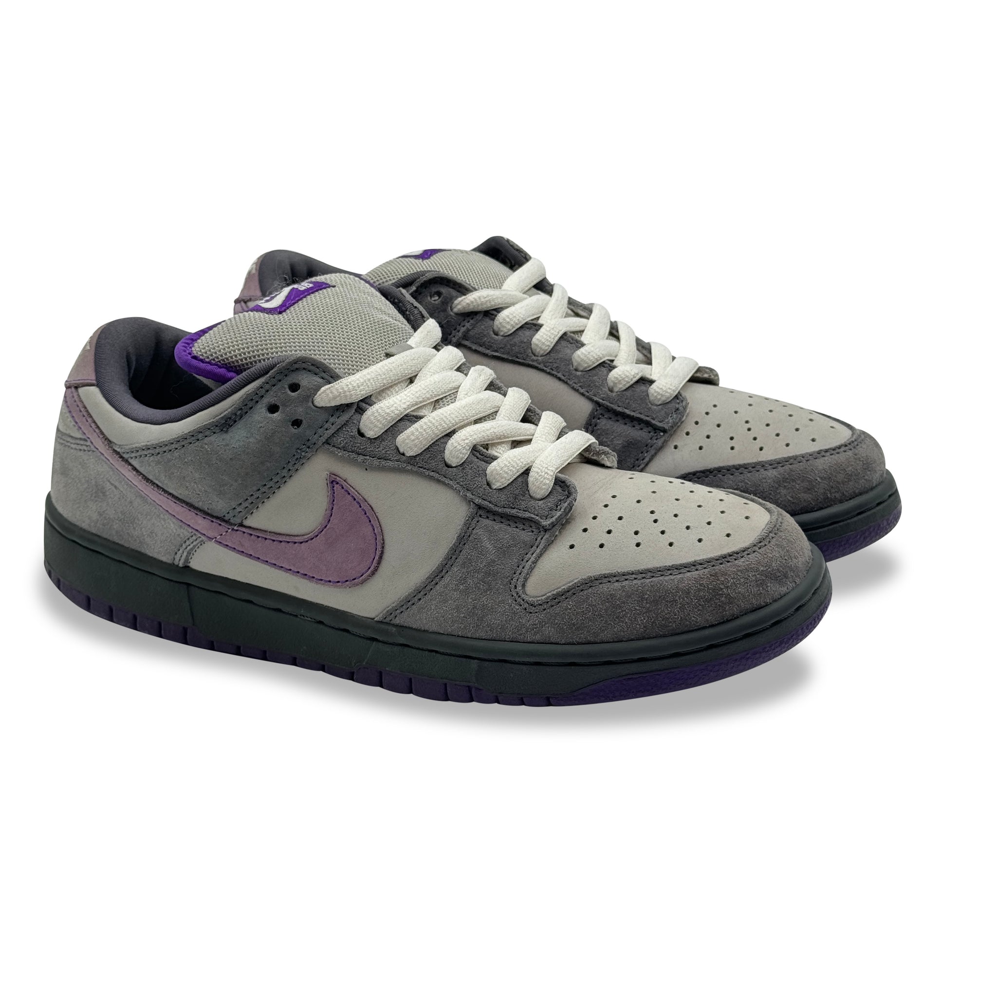 9.5 US - NIKE SB DUNK LOW PURPLE PIGEON 2006