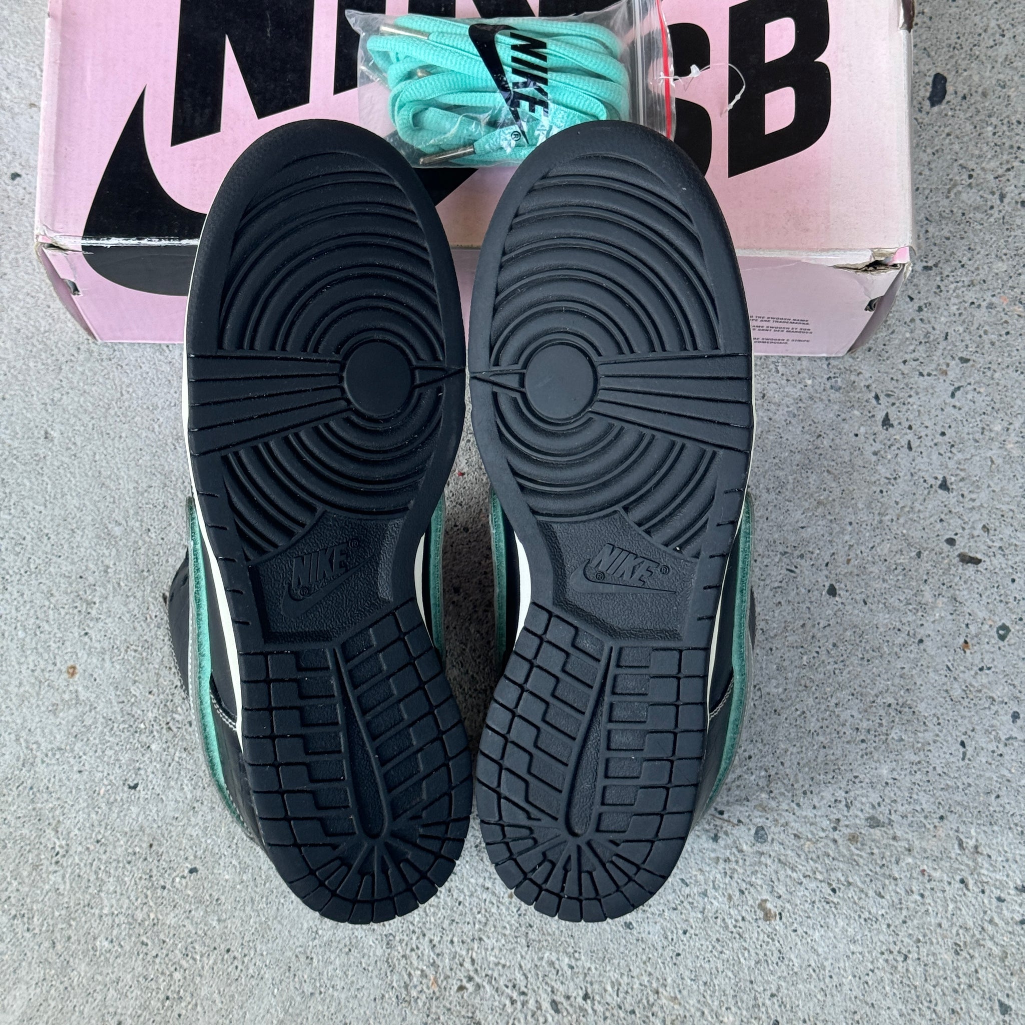 10 US - NIKE SB DUNK LOW BLACK DIAMOND W BOX 2018
