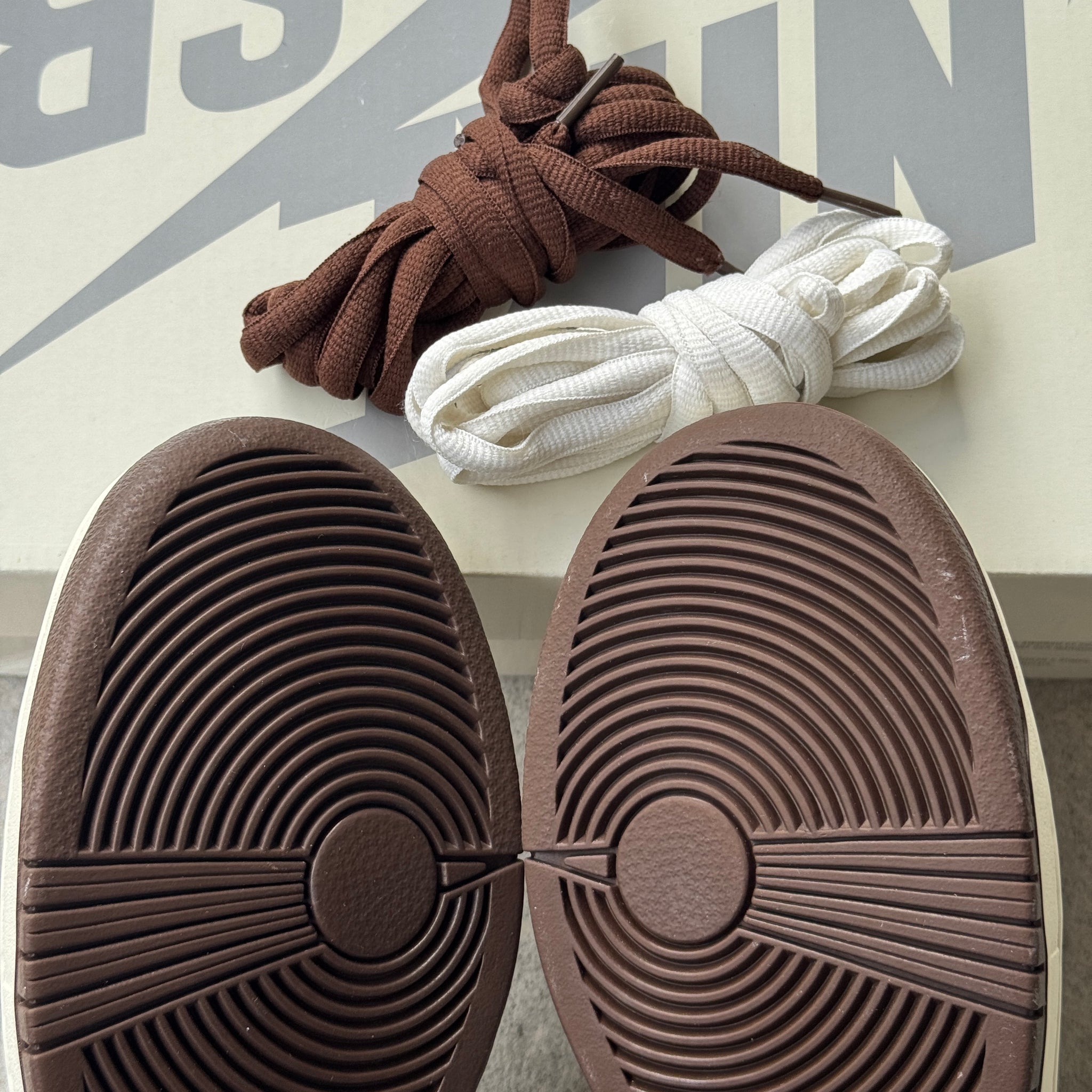 9 US - NIKE SB DUNK LOW YUTO HORIGOME GRAY W BOX 2024